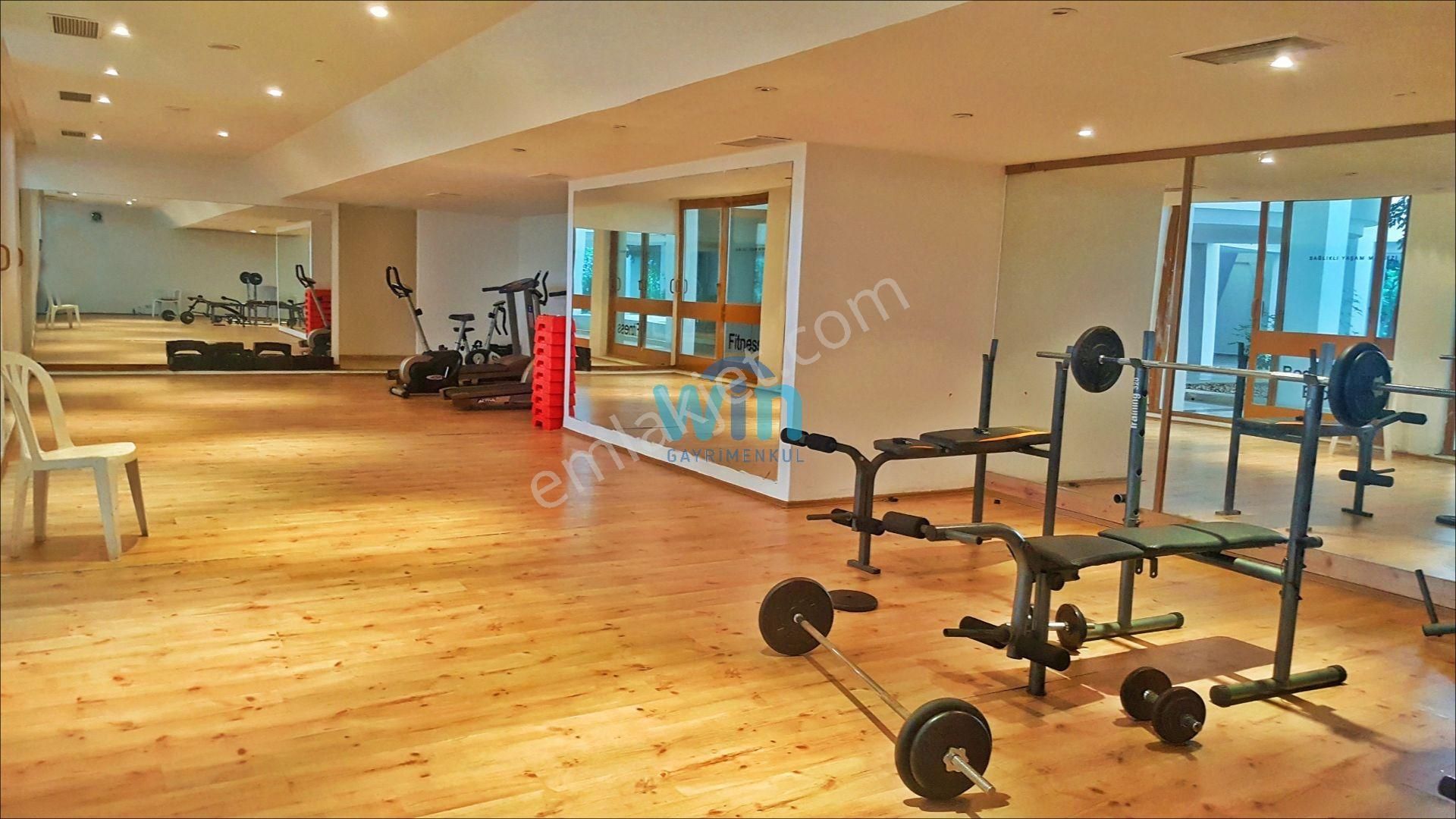 Gama Konutlarında Baştan Sona Yenilenmiş Ultralüks Villa - Görsel 31