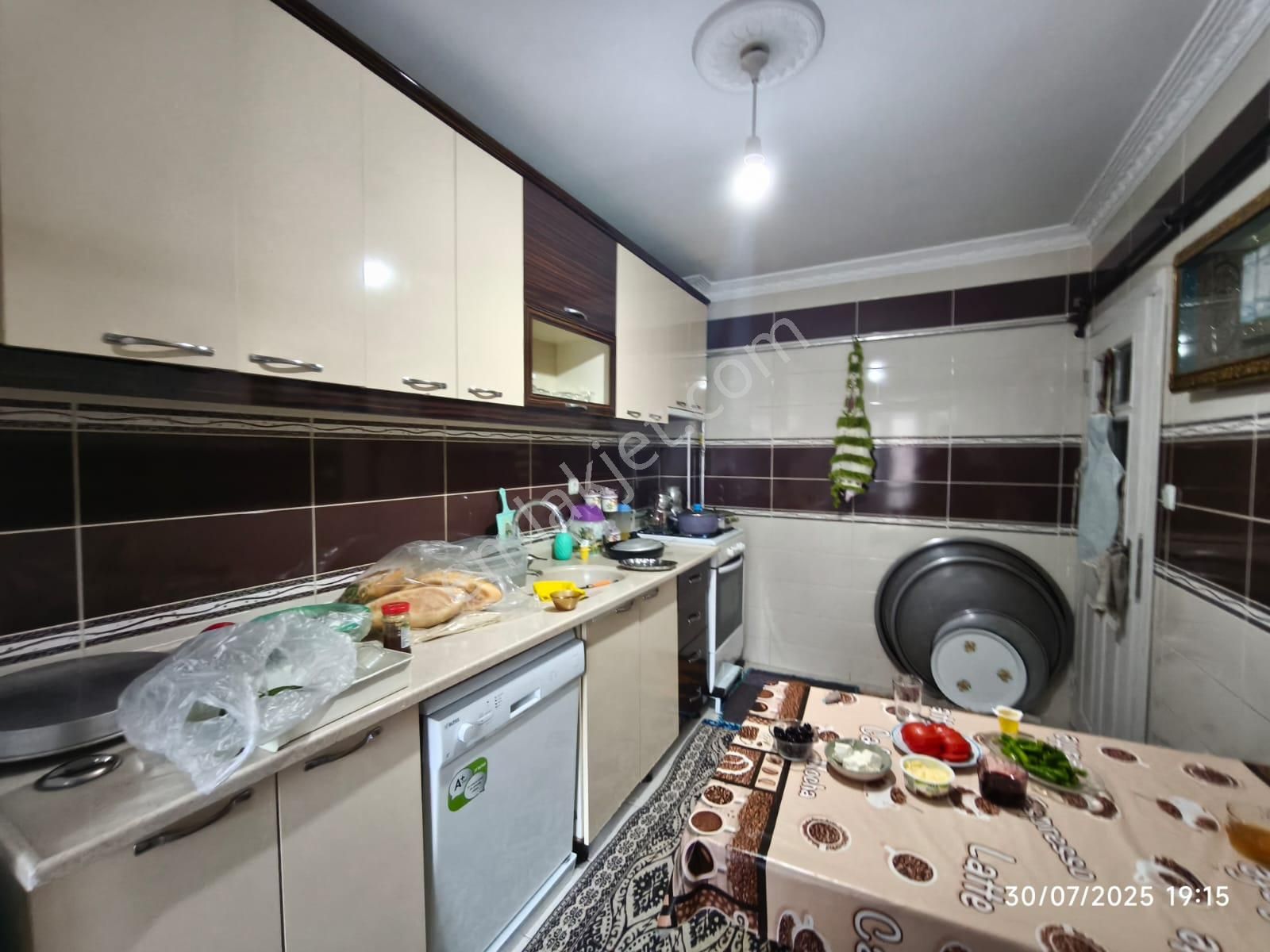 Kalecik Emlak'tan Mekez Mah .asansörlü Batı Cepheli 3+1