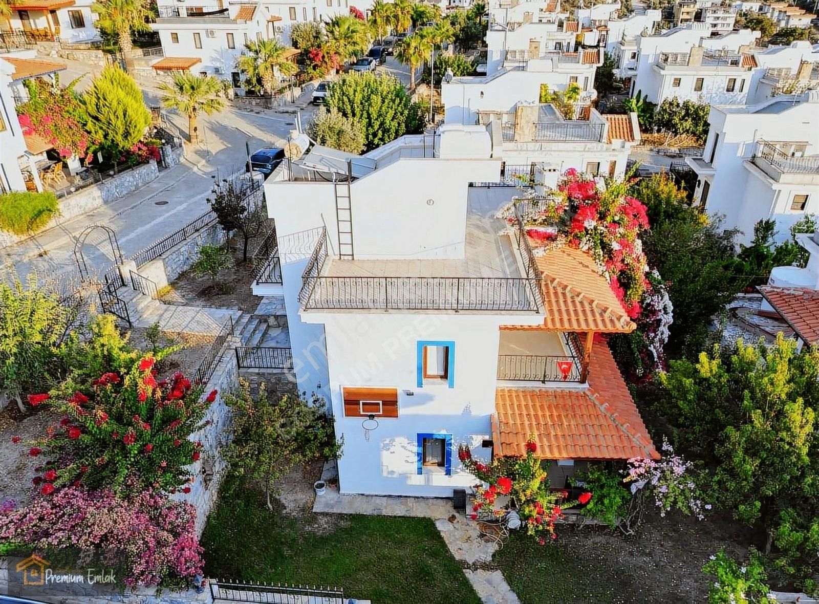 Milas Kıyıkışlacık'da Deniz'e Yakın Manzaralı Müstakil Villa - Görsel 12