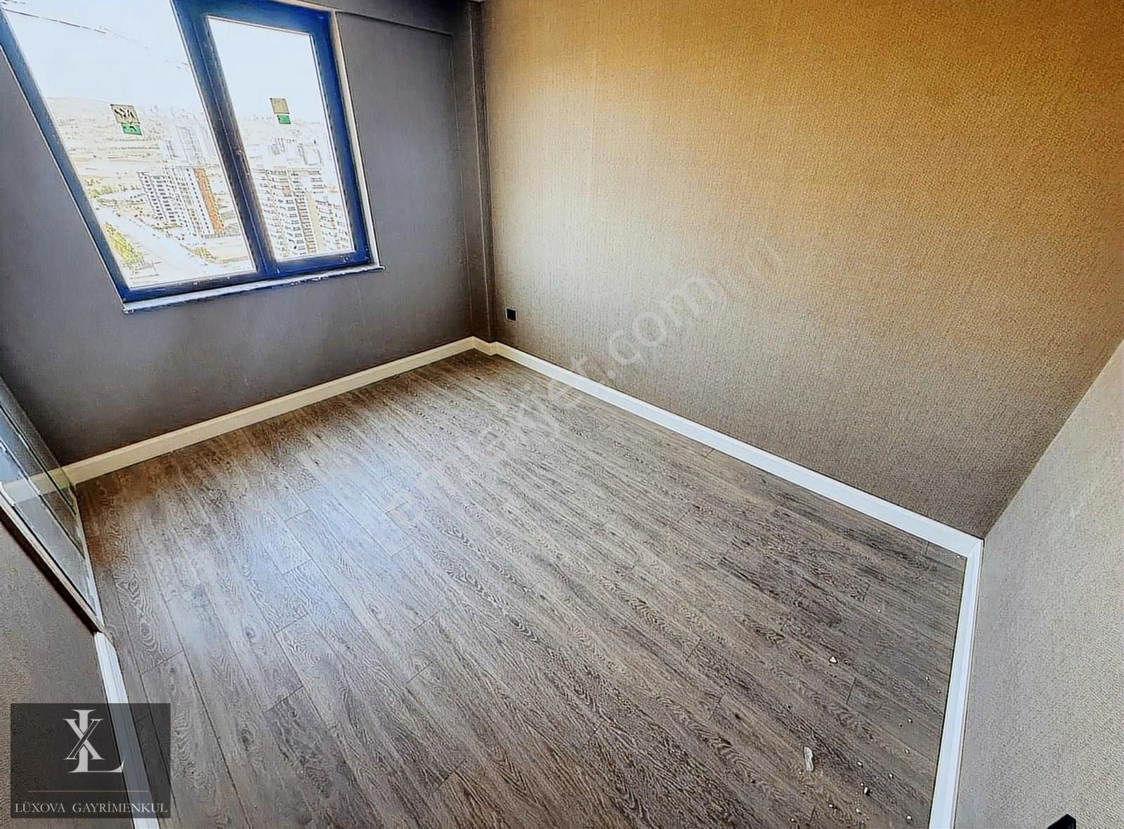 Ovacıkta Eşsiz Mimari 3 Banyolu 4+1 Sosyal Donatılı Lüx Rezidans - Görsel 4