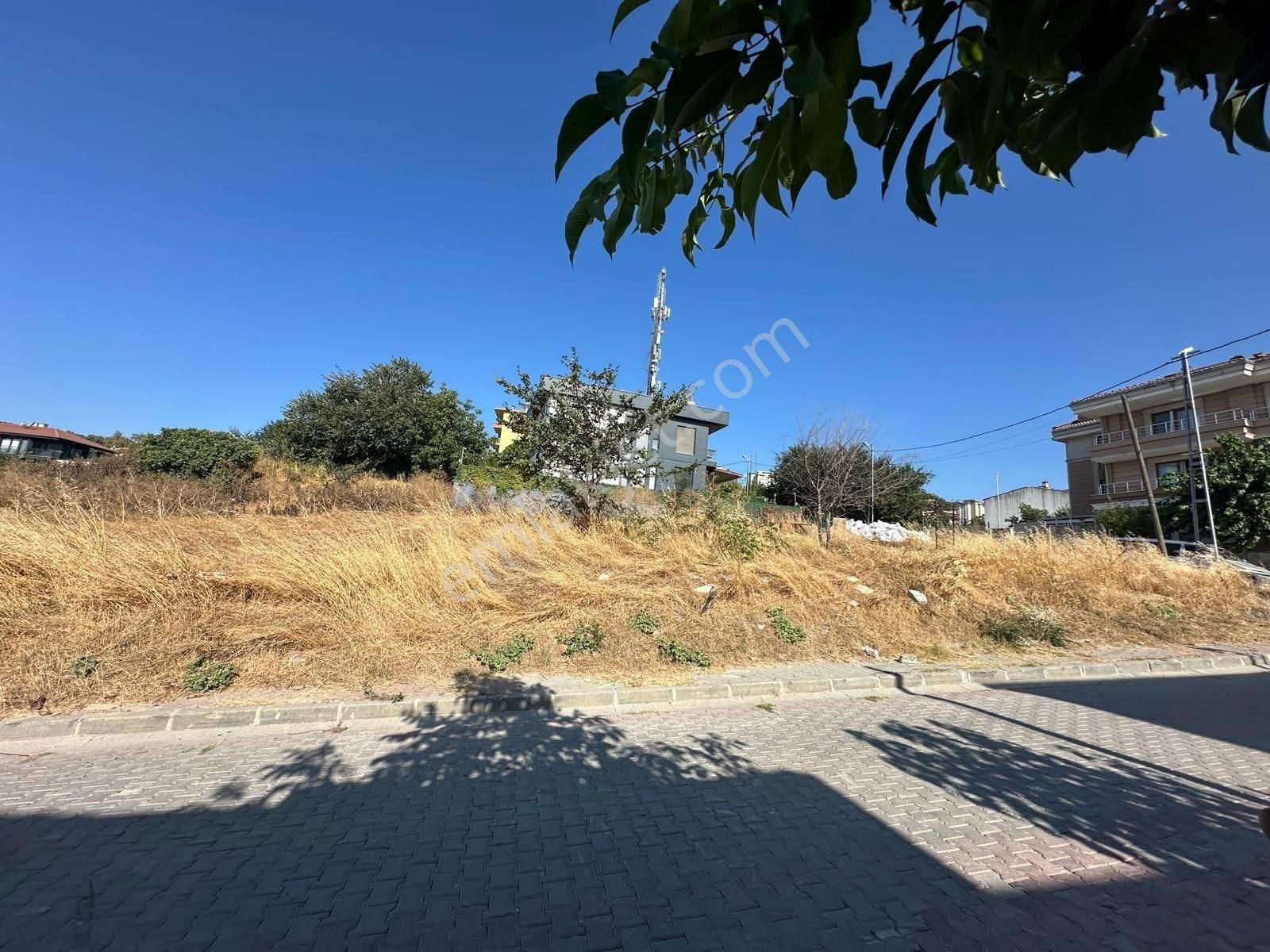 Bahçeşehir 2. Kısım Hoşdere'de 596 M2 Villa İmarlı Satılık Arsa - Görsel 3