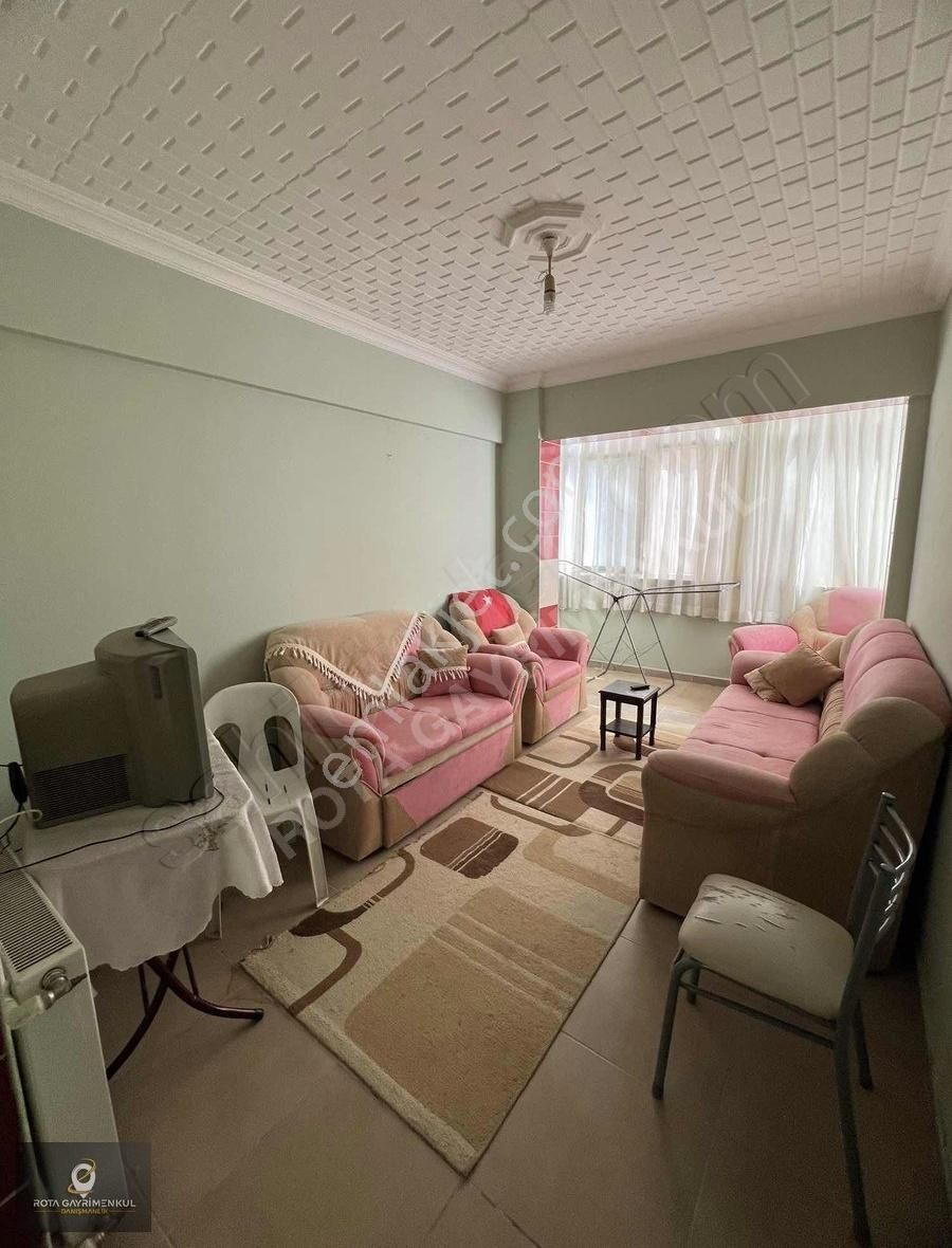 Rota'dan Amerikan Mahallesinde Eşyalı Kiralık 1+1 Daire!