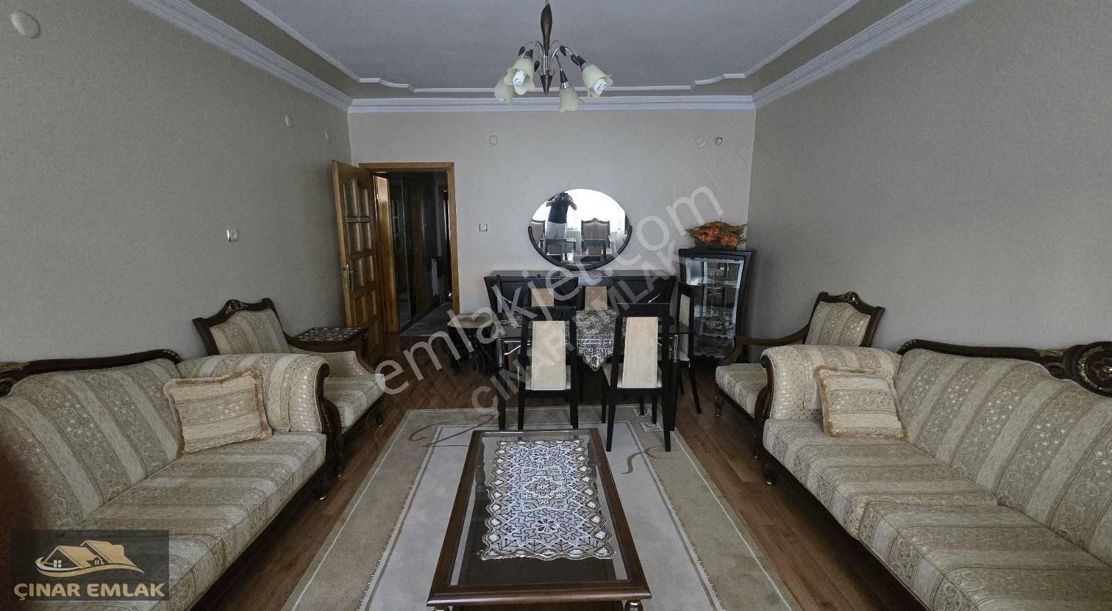 Çınar Emlak'tan Çarşı Merkezde Eşyalı Kiralık 3+1 Daire