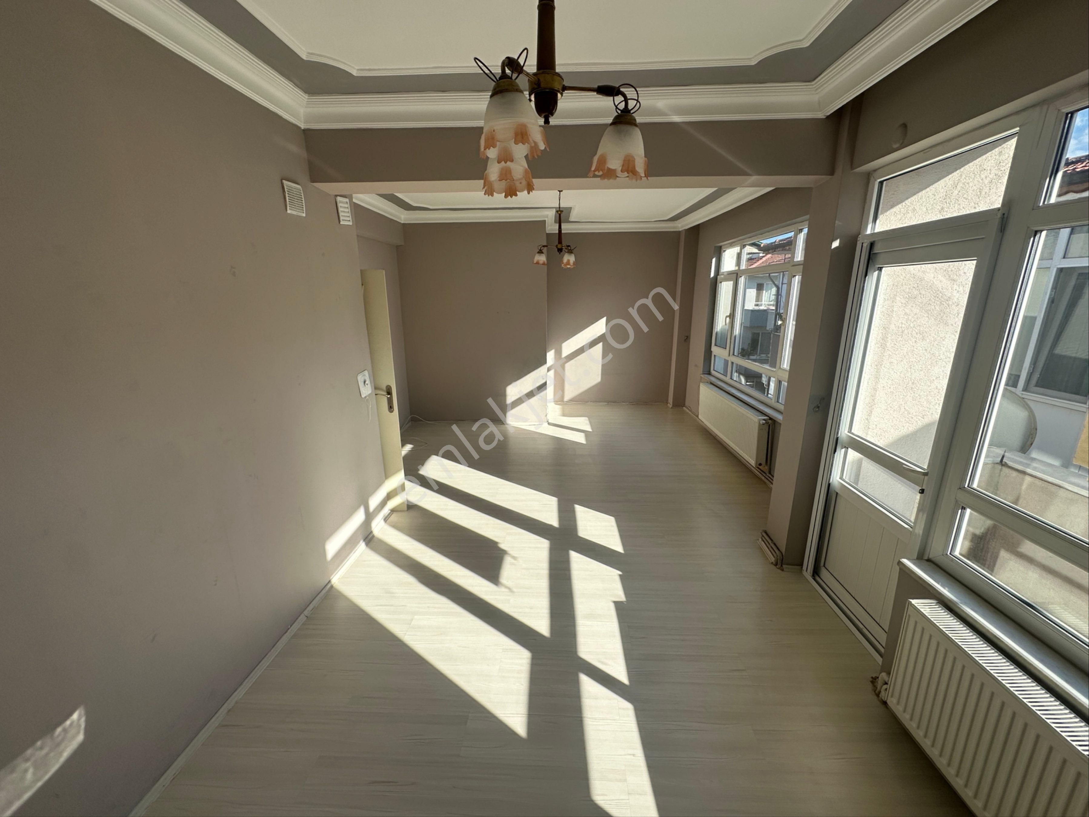 Sakarya Zümrüt Emlaktan Eğitim Araştırma Hastanesine Yakın,2+1 ,satılık Daire - Görsel 13