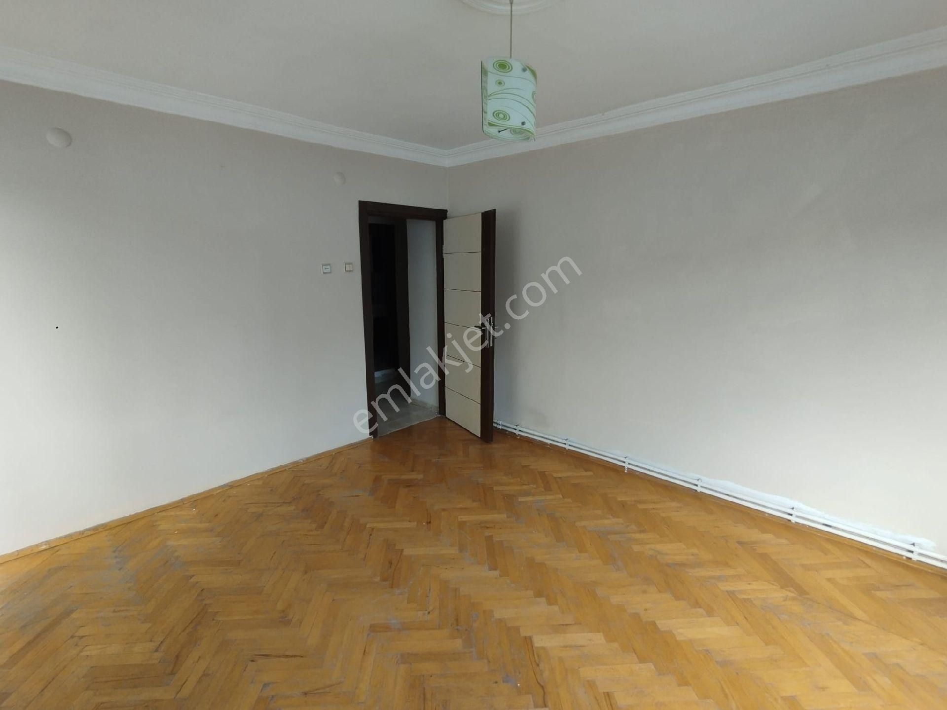 Avantaj Gayrimenkulden Kiralık Daire Merkezi Konumda Fevzi Çakmak Mahallesi 3+1