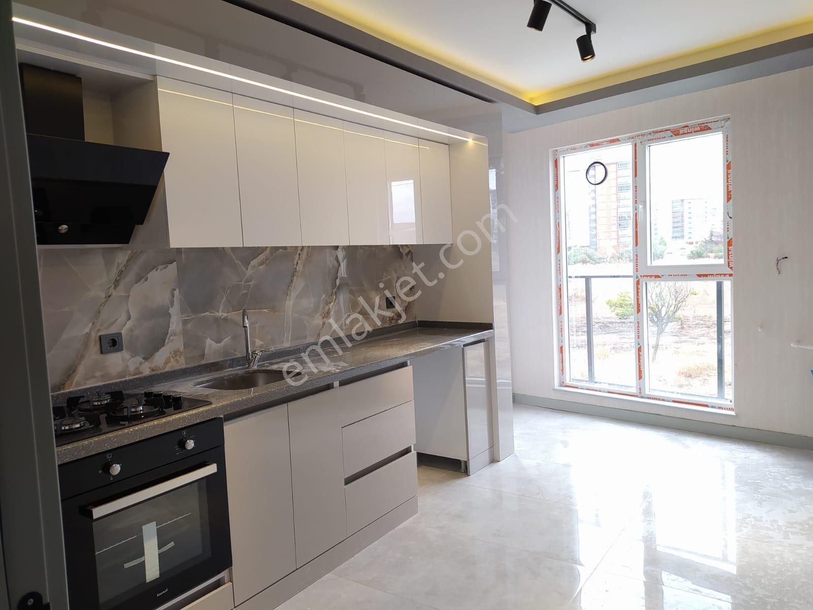 Pursaklar Saray'da Bağımsız Mutfaklı 2+1-105 M2-satılık Daire - Görsel 12