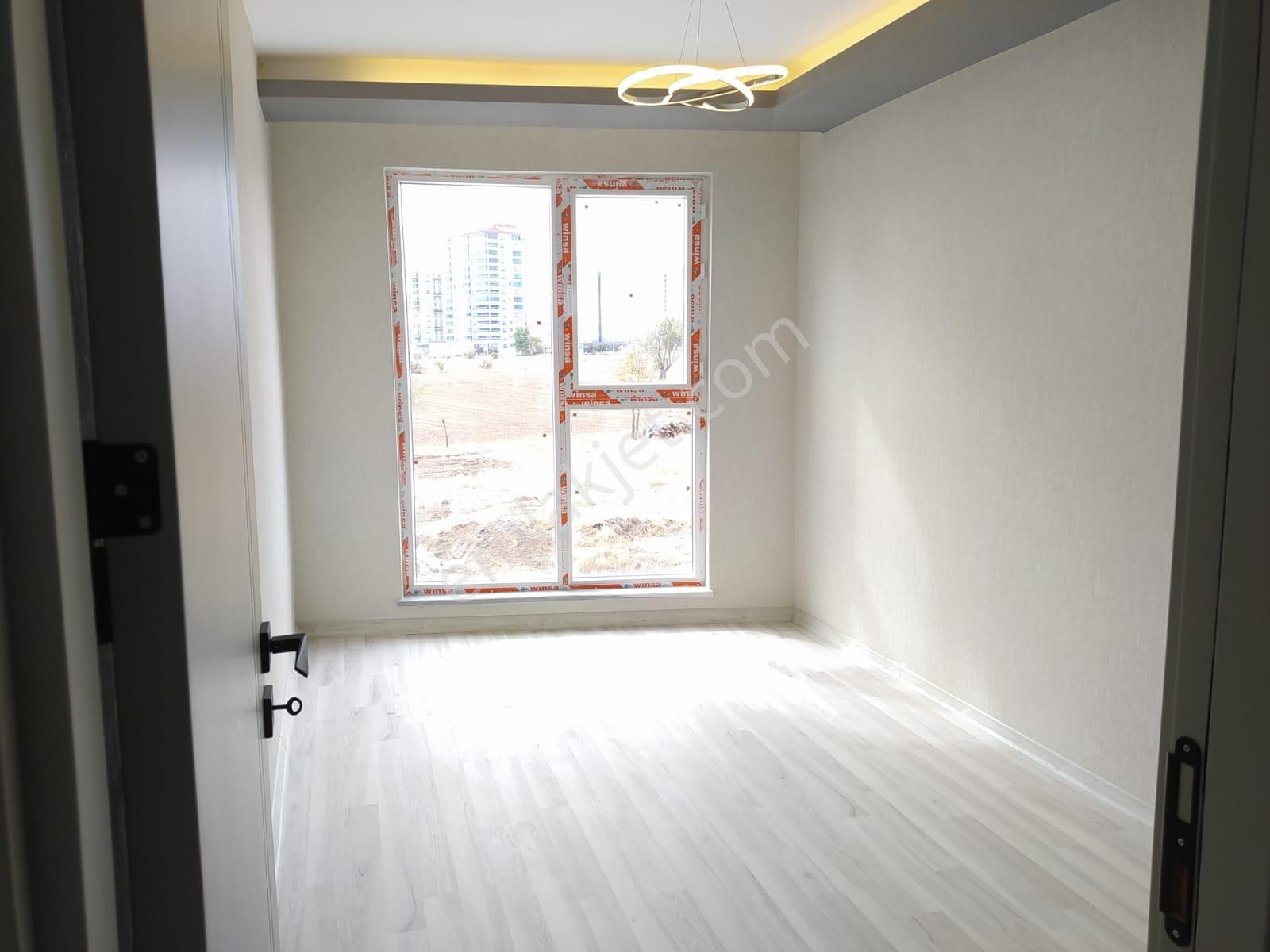 Pursaklar Saray'da Bağımsız Mutfaklı 2+1-105 M2-satılık Daire - Görsel 5