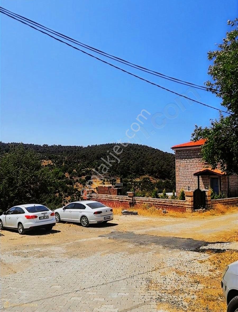 Çanakkale Kirazlı Köyünde 2+1 Ruhsatlı Prefabrik Satılık Ev