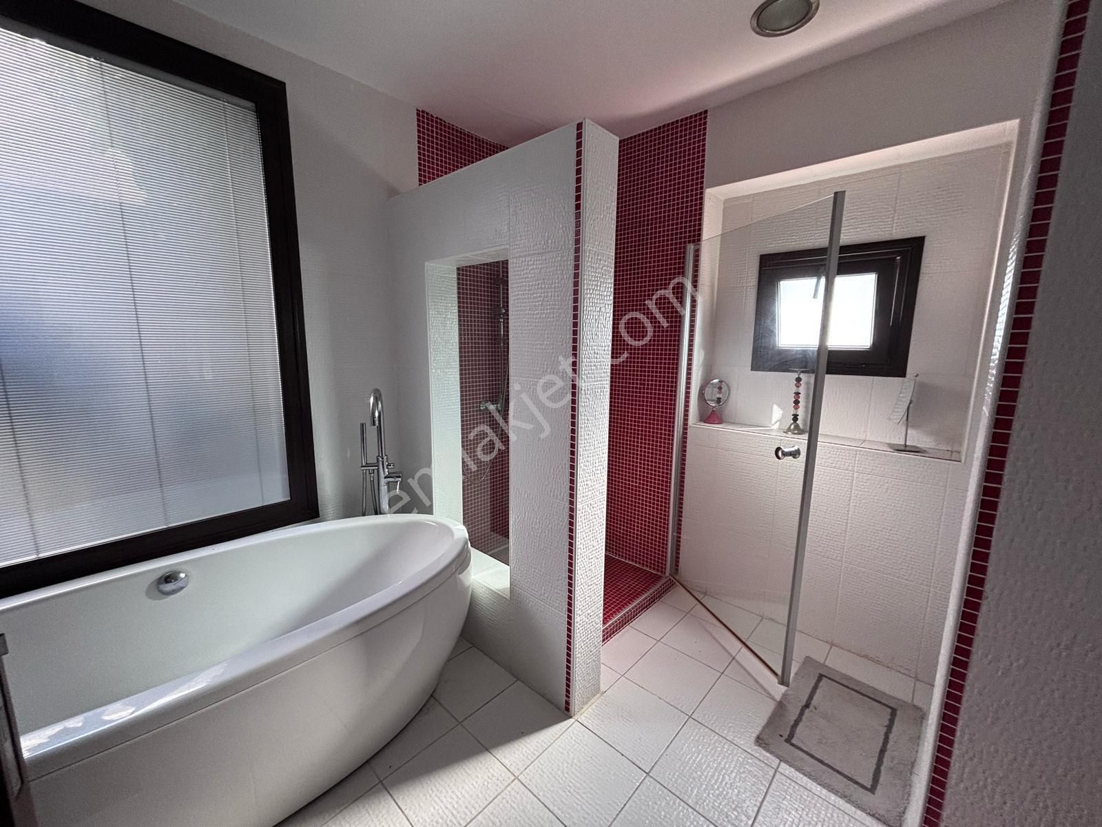 Bodrum Torbada Satılık Müstakil Bahçeli Villa Bakımlı Lüks Ev Denize Düzayak Yakın Fırsat Büyük Ev - Görsel 20