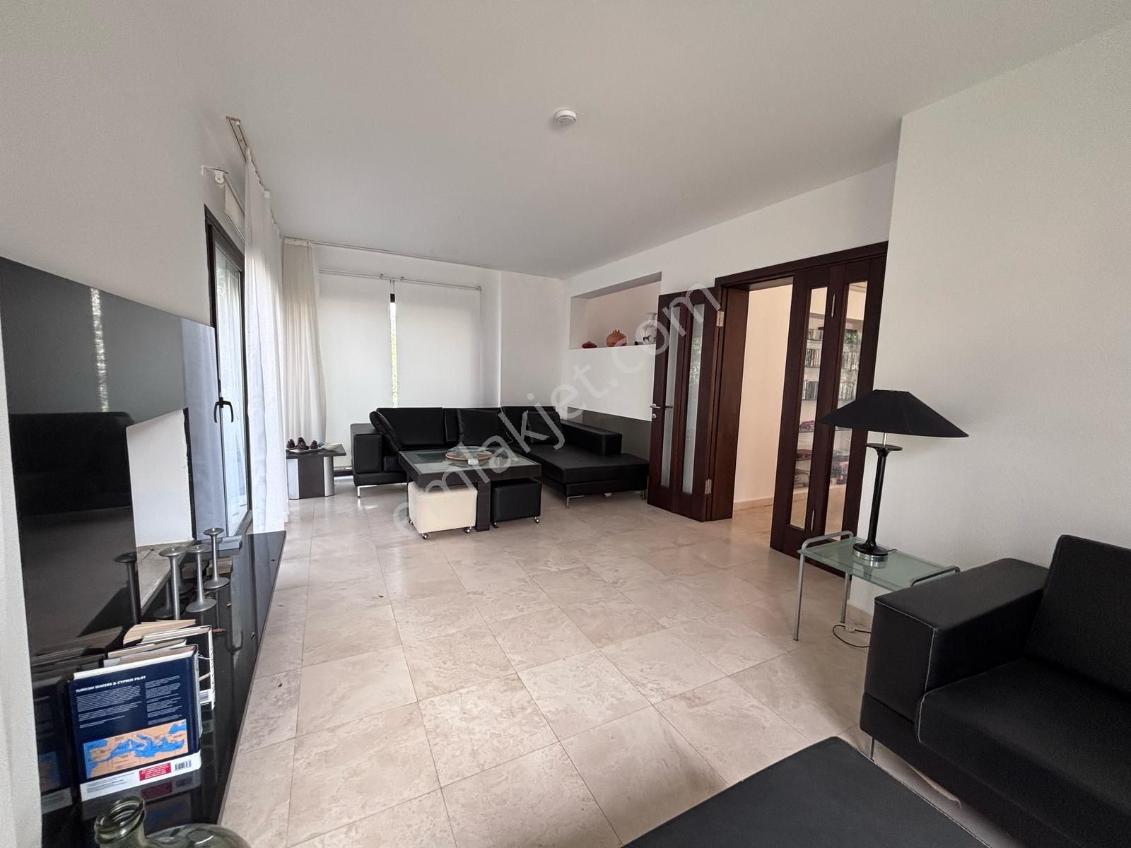 Bodrum Torbada Satılık Müstakil Bahçeli Villa Bakımlı Lüks Ev Denize Düzayak Yakın Fırsat Büyük Ev - Görsel 14