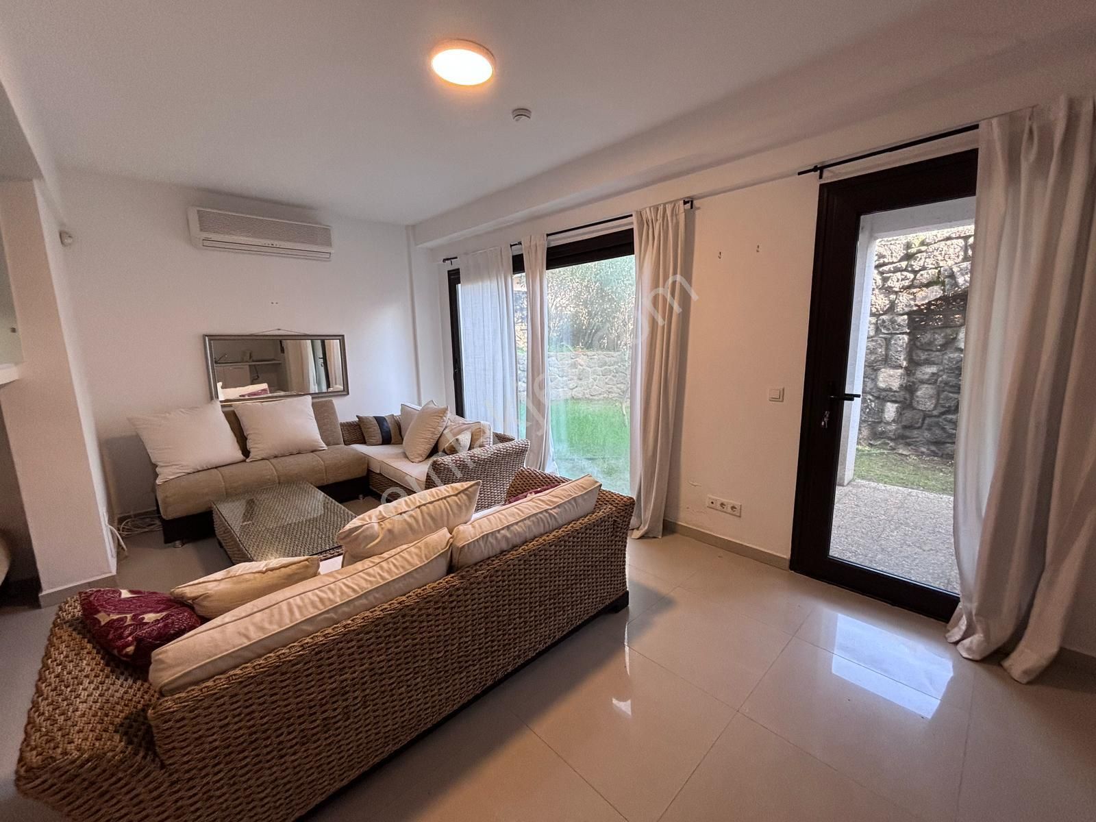 Bodrum Torbada Satılık Müstakil Bahçeli Villa Bakımlı Lüks Ev Denize Düzayak Yakın Fırsat Büyük Ev - Görsel 25