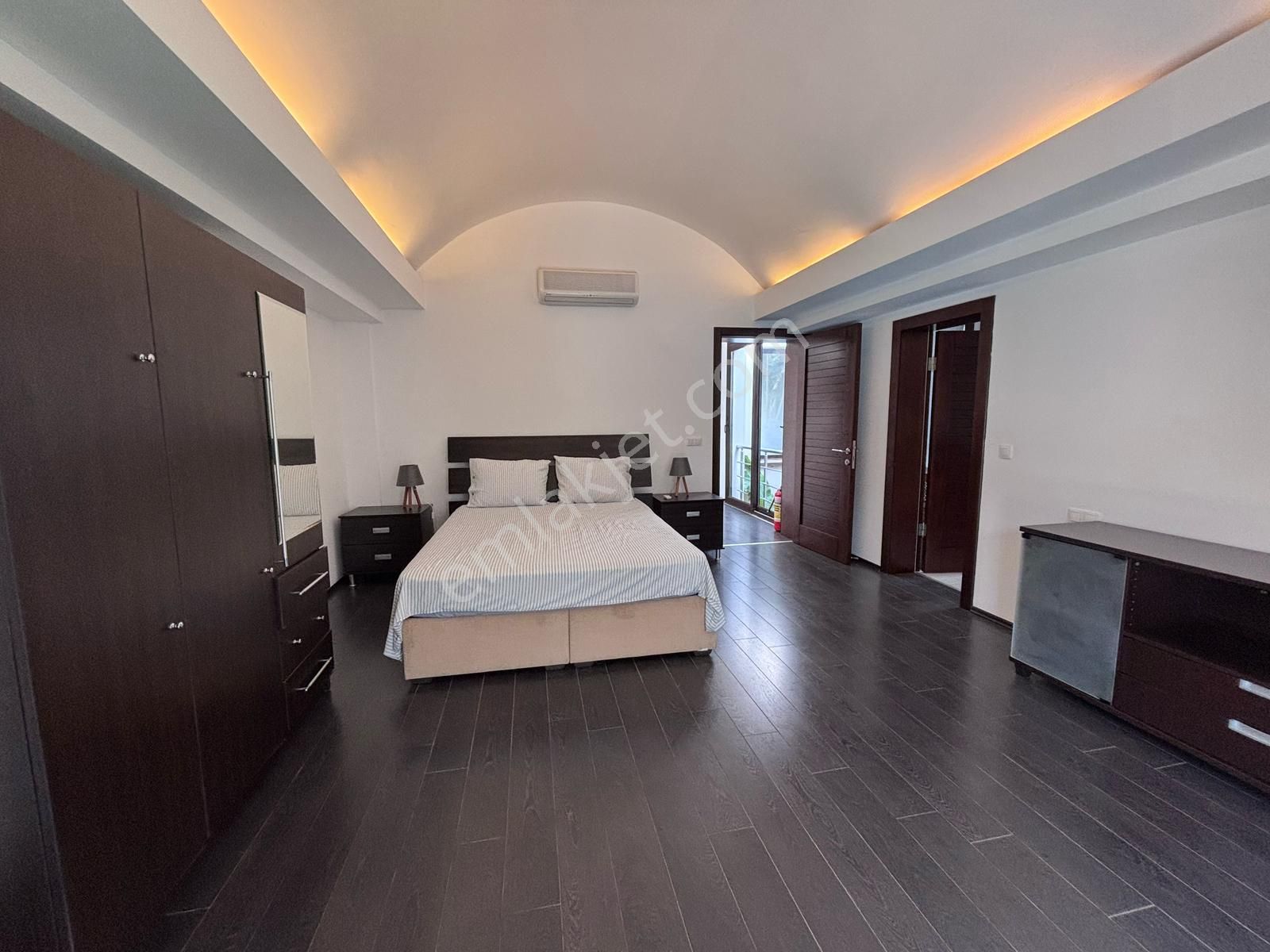 Bodrum Torbada Satılık Müstakil Bahçeli Villa Bakımlı Lüks Ev Denize Düzayak Yakın Fırsat Büyük Ev - Görsel 19