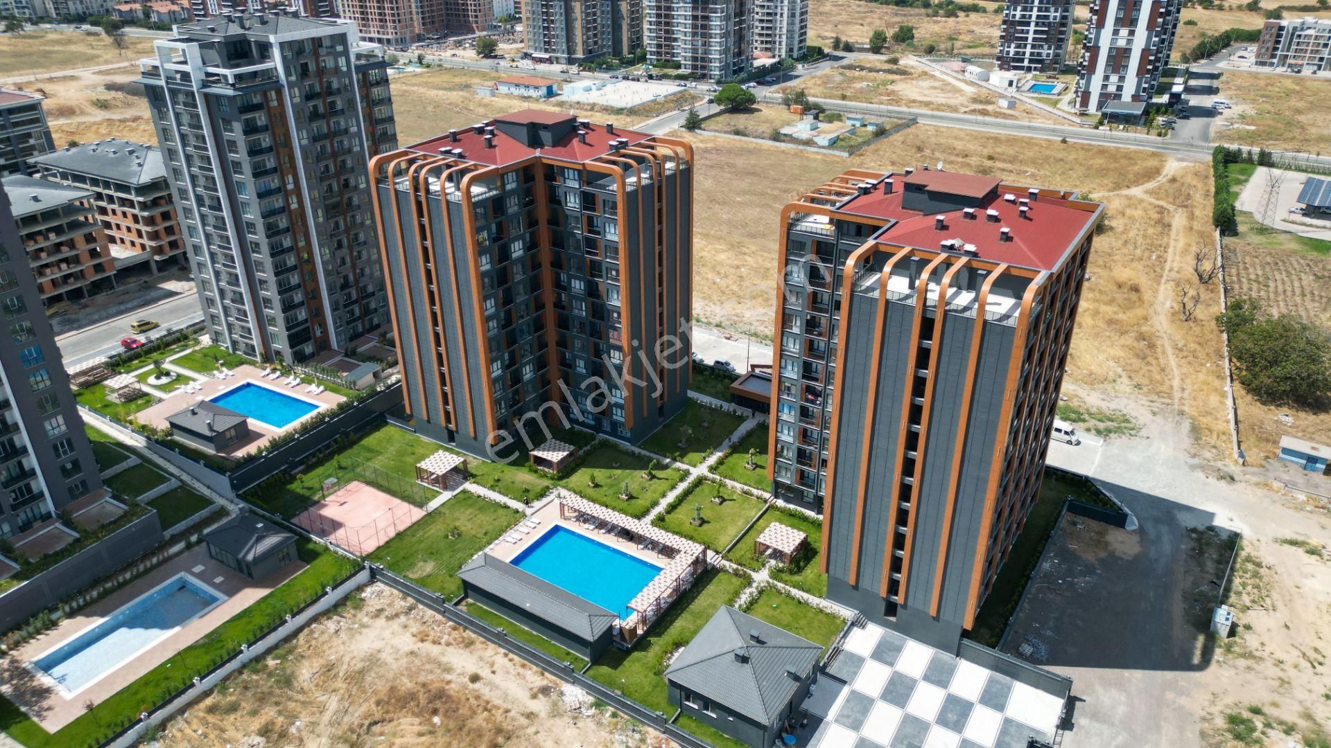 Çorlu Hürriyet Mahallesi Uysal Lusso Da 1+1 Takasa Uygun Daire !