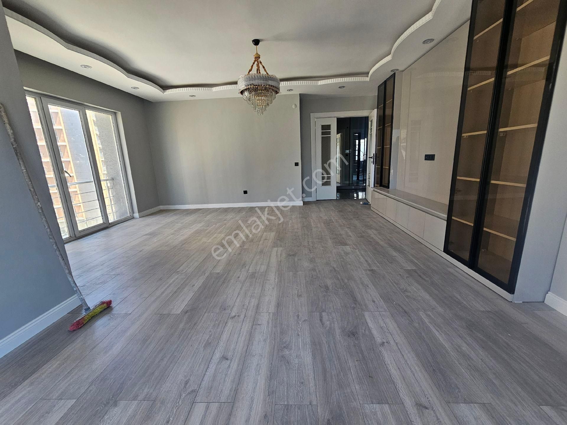 Beylikdüzü Adnan Kahveci Satılık Dubleks - Görsel 25