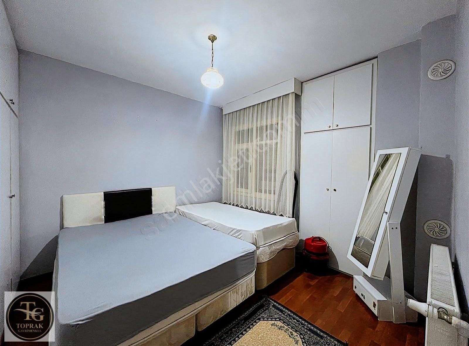 Karacaibrahim Mahallesi Otogar Karşısı 2+1 Arakat Kiralık Daire