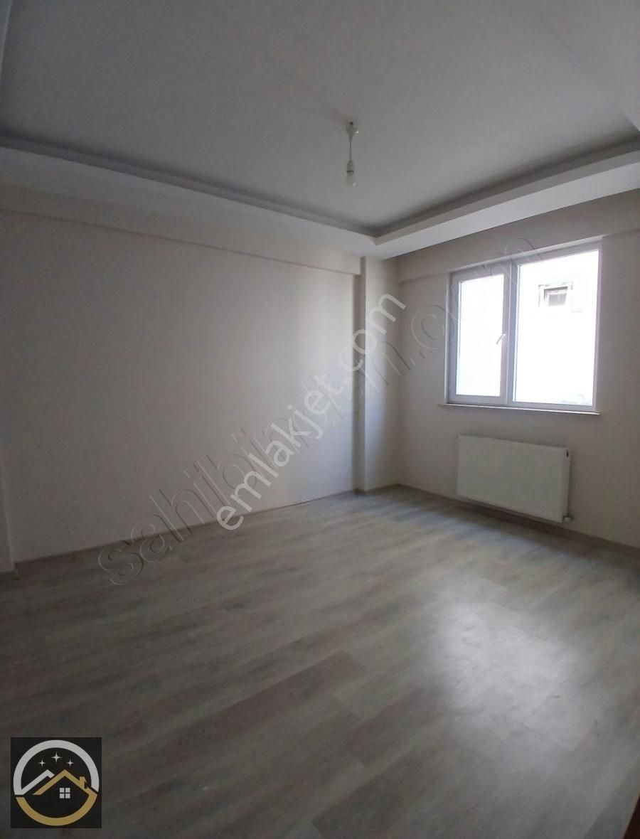 Başharık Ana Cadde Üstü Ara Kat Kiralık