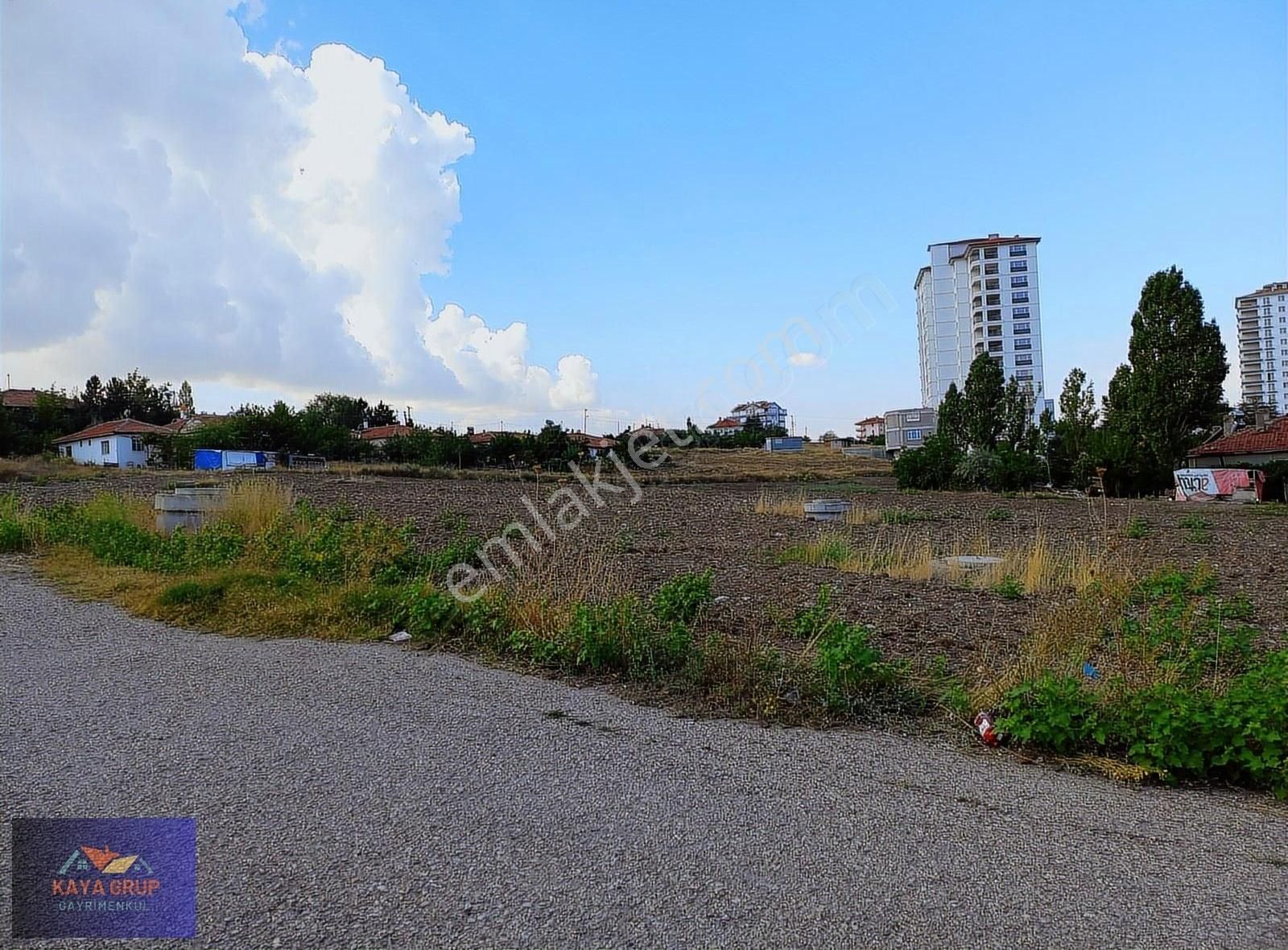 Kıbrıs İmarda Yüksek Kat Site Daire Getirili Arsa Kaya Grup - Görsel 13