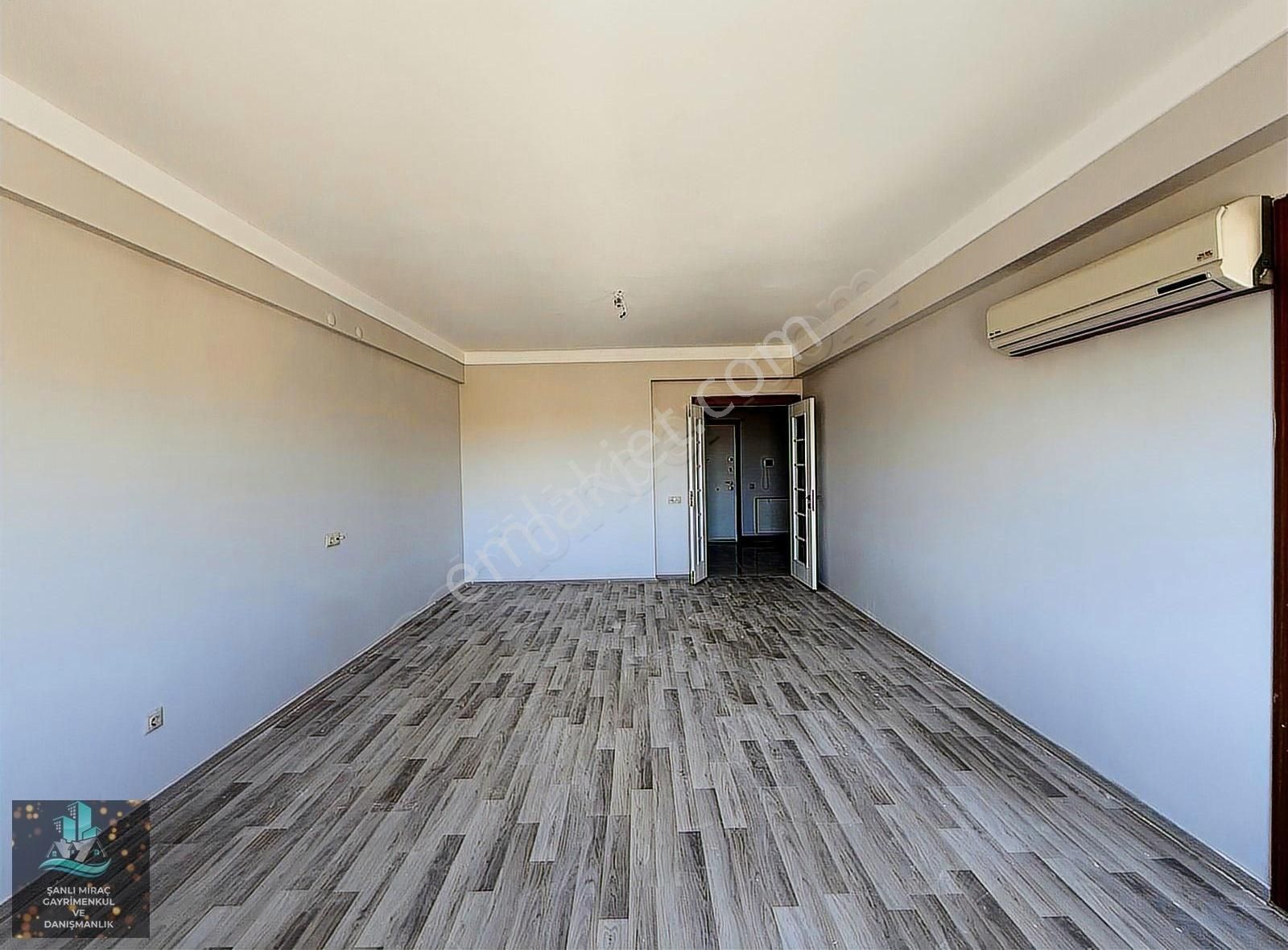 Şanlı Miraç'tan Site İçerisinde Kiralık 3+1 Lüx Daire