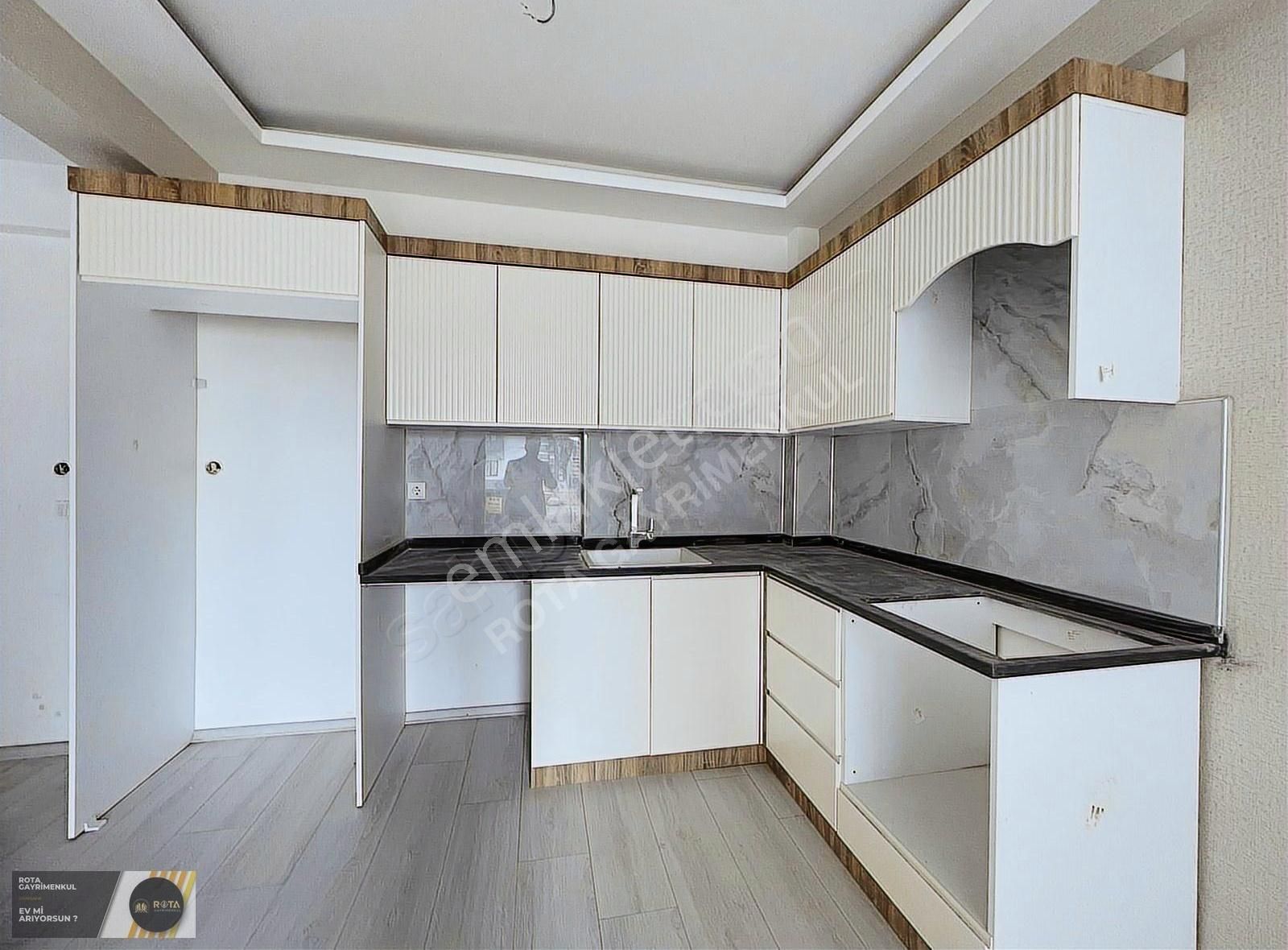Rota Dan Winstown Avm Civarı Satılık 2+1 Daire