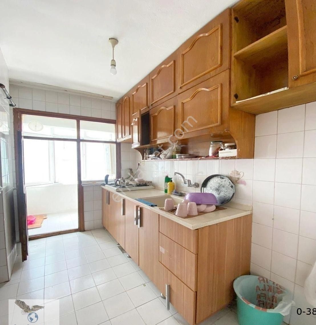 Avcılar Merkezde 2+1 Asansörlü Ara Kat Daire Metrobüse Çok Yakın - Görsel 11