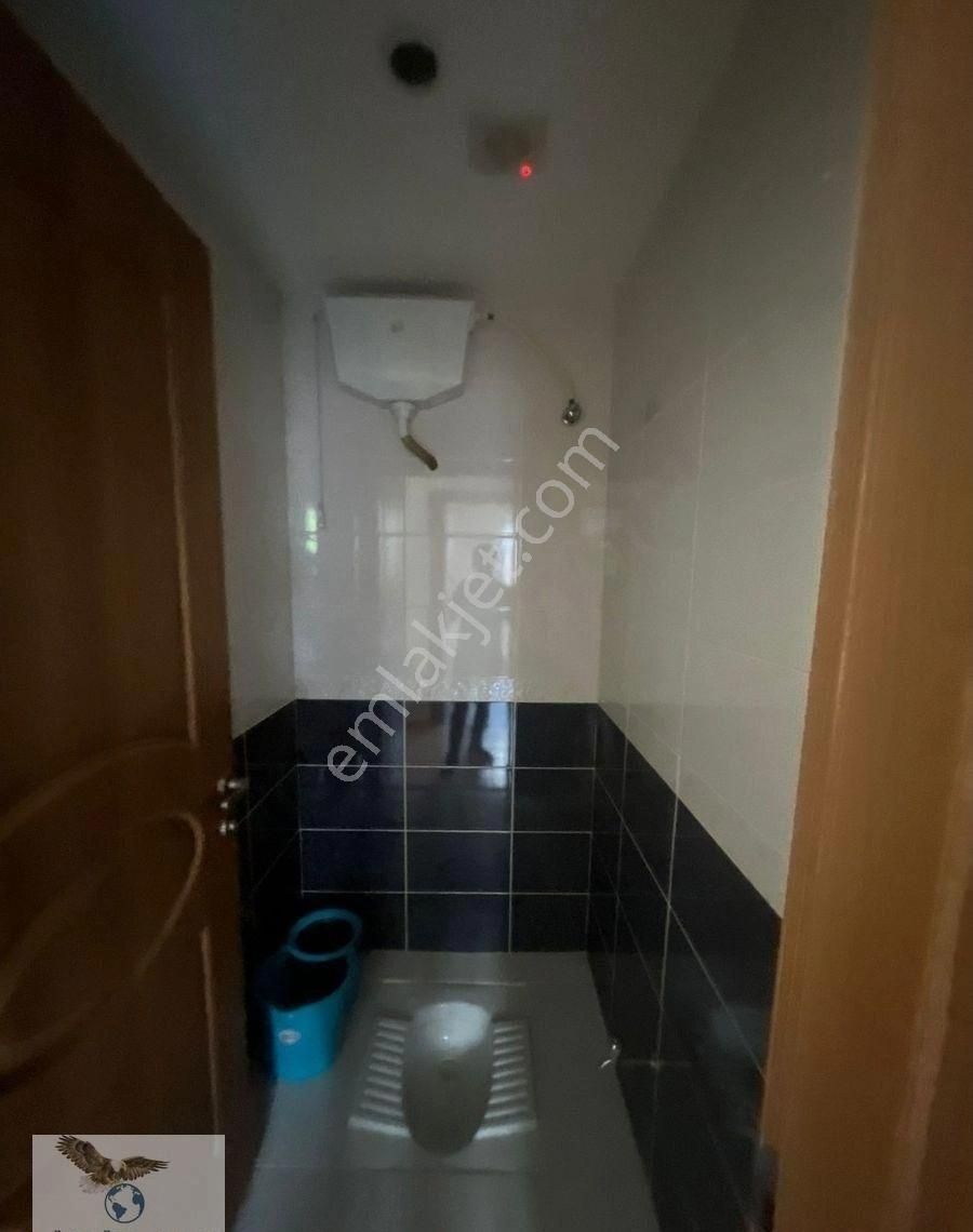 Avcılar Merkezde 2+1 Yeni Binada Kiralık Bahçe Kattı