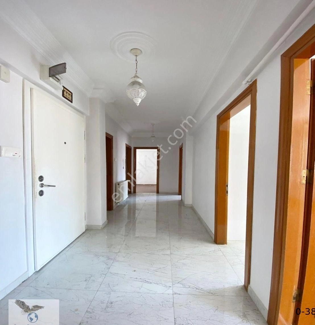 Avcılar Merkezde 3+1 Saray Genişliğinde Ön Cephe Daire - Görsel 3