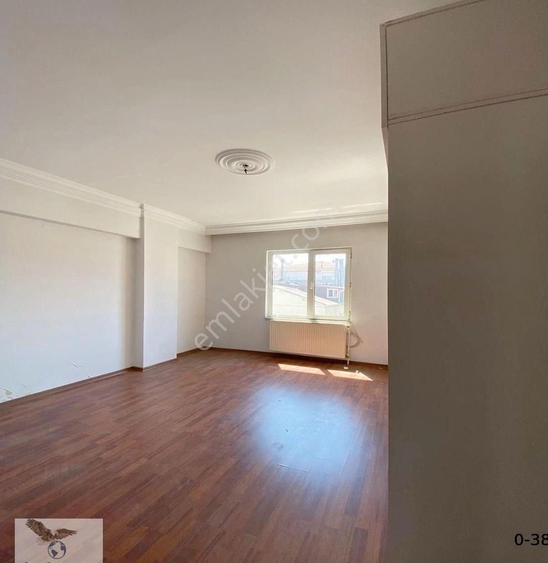 Avcılar Merkezde 3+1 Saray Genişliğinde Ön Cephe Daire - Görsel 2