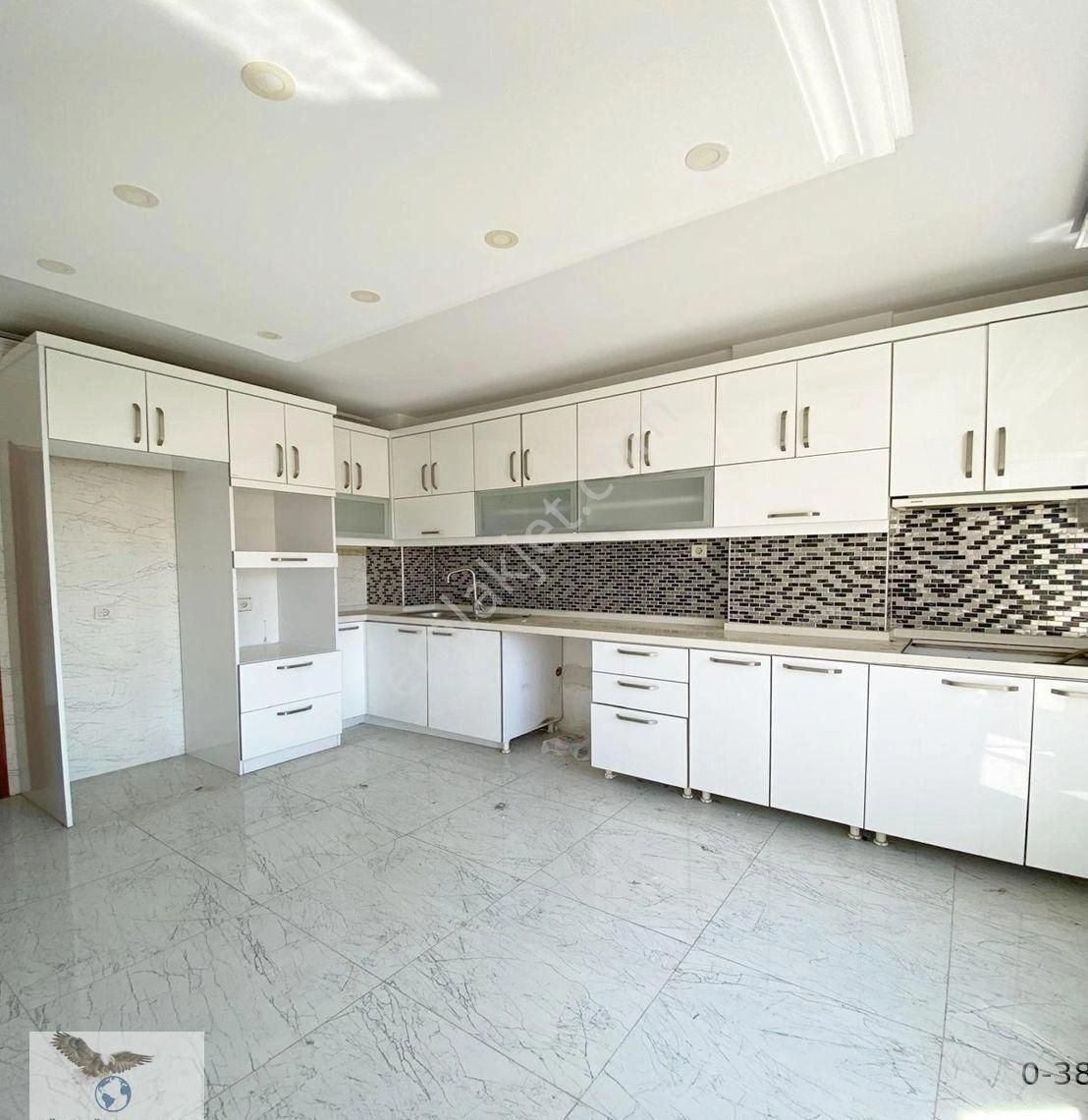 Avcılar Merkezde 3+1 Saray Genişliğinde Ön Cephe Daire - Görsel 6