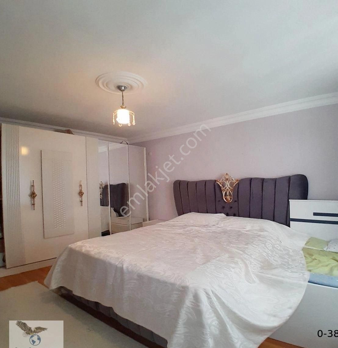 Avcılar Merkezde 2+1 Asansörlü Satılık Ara Kat Daire - Görsel 11