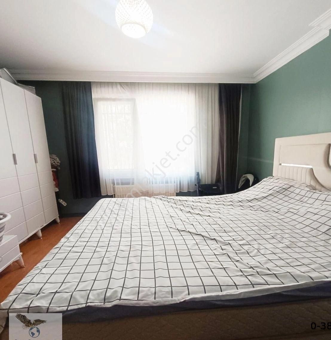 Avcılar Cihangirde 2+1 16 Yaşında Önü Açık Daire