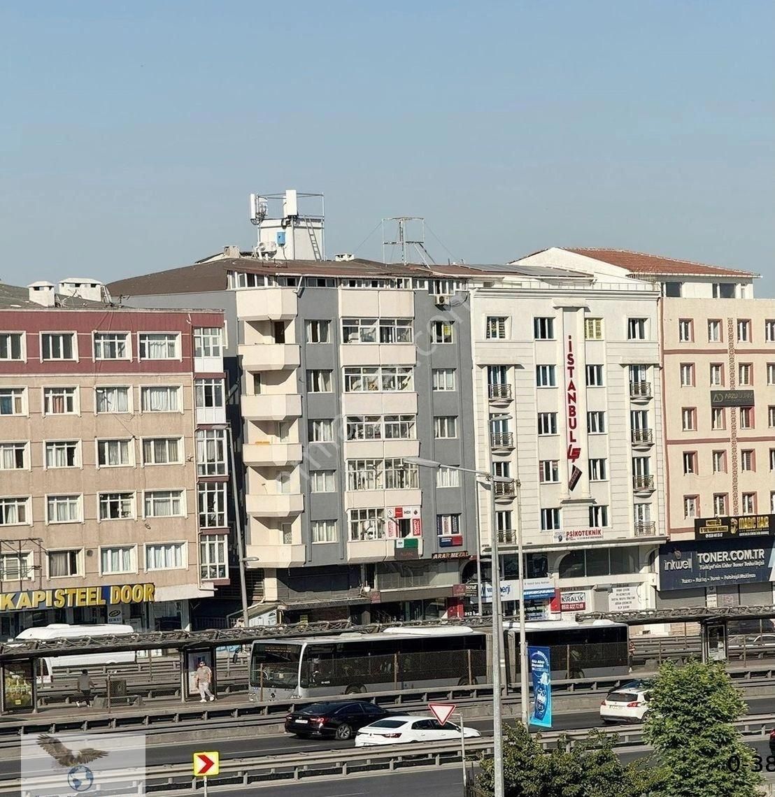 Avcılar Şükrübey Caddesinde Sıfır 3+1 Ara Kat Daire - Görsel 12