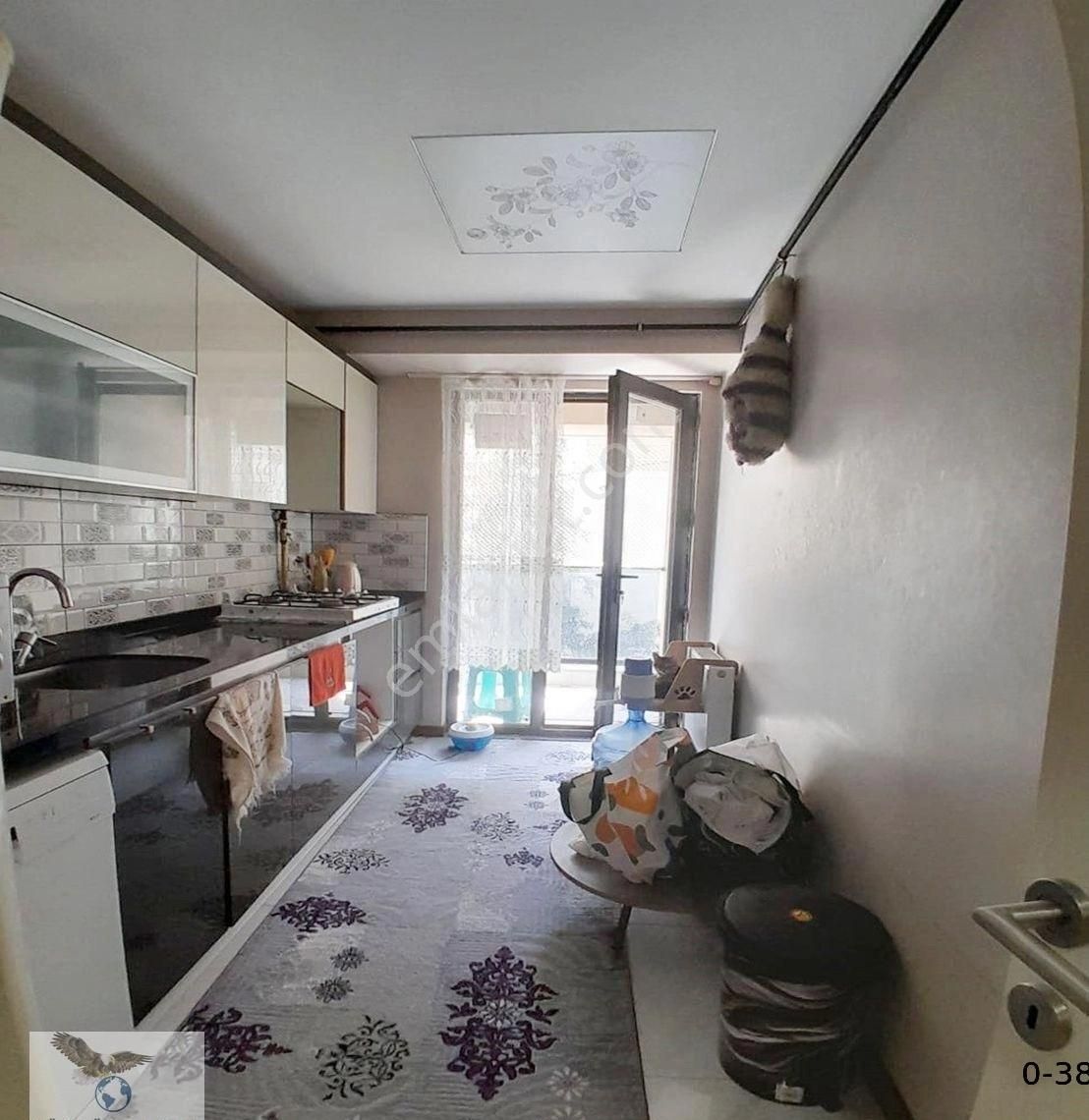 Avcılar Cihangirde 2+1 3 Yıllık Bina Acil İhtiyaçtan Satılık Daire - Görsel 4