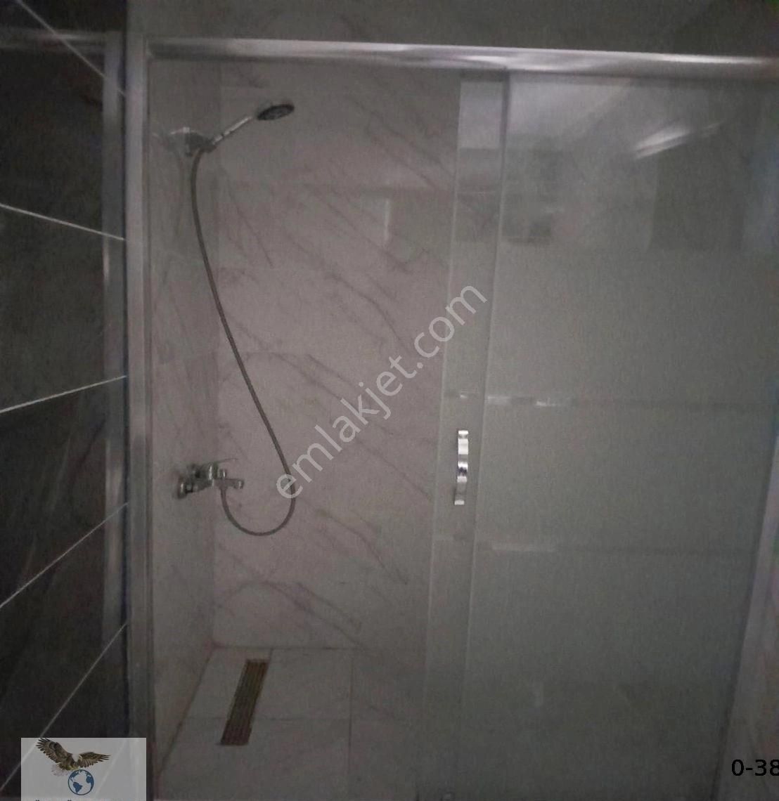 Avcılar Merkezde 2+1 Otoparklı Ara Kat Fırsat Daire - Görsel 3