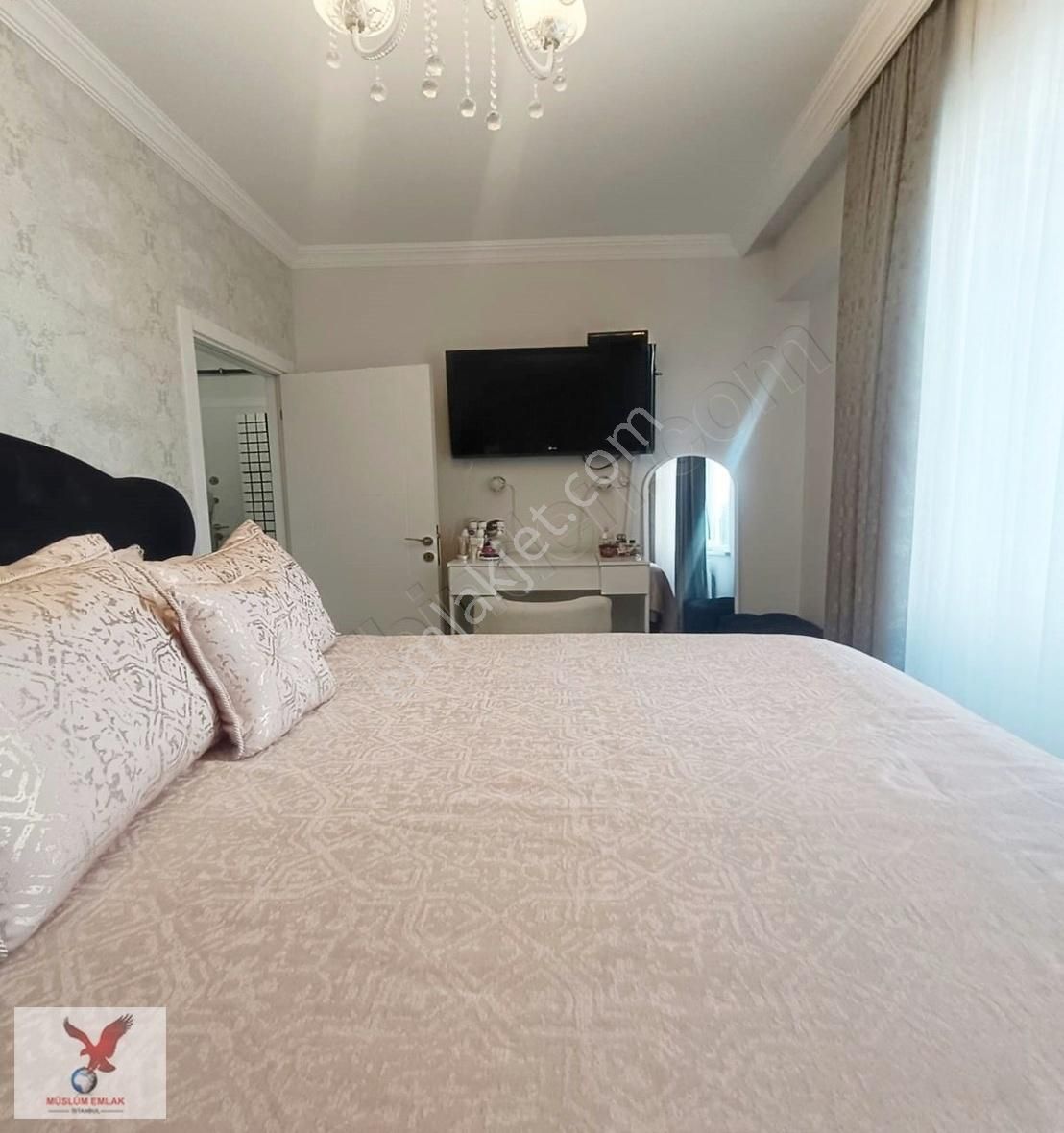 Avcılar Ambarlıda 3 Yıllık 3+1 Ara Kat Satılık Daire - Görsel 2