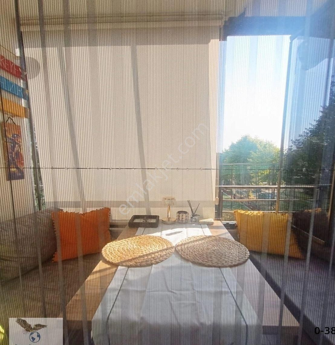 Avcılar Ambarlıda 3 Yıllık 3+1 Ara Kat Satılık Daire