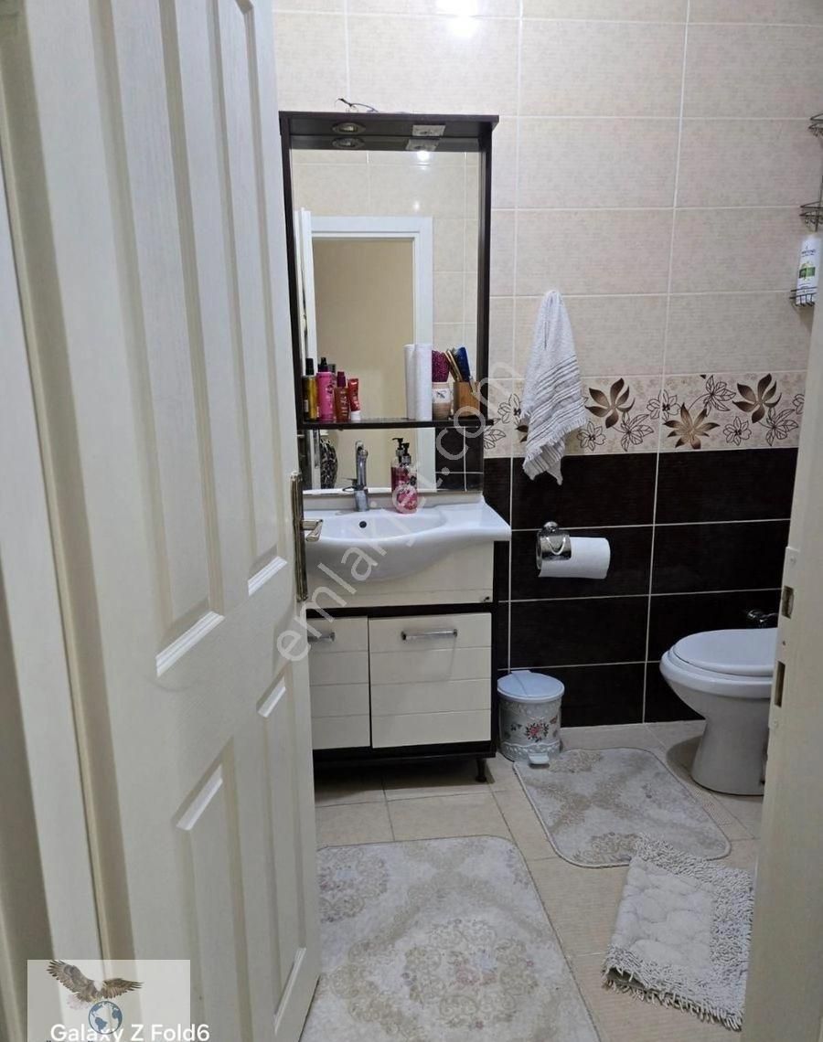 Müslüm Emlaktan Cihangirde 3+1 10 Yıllık Satılık Ara Kat Daire - Görsel 5