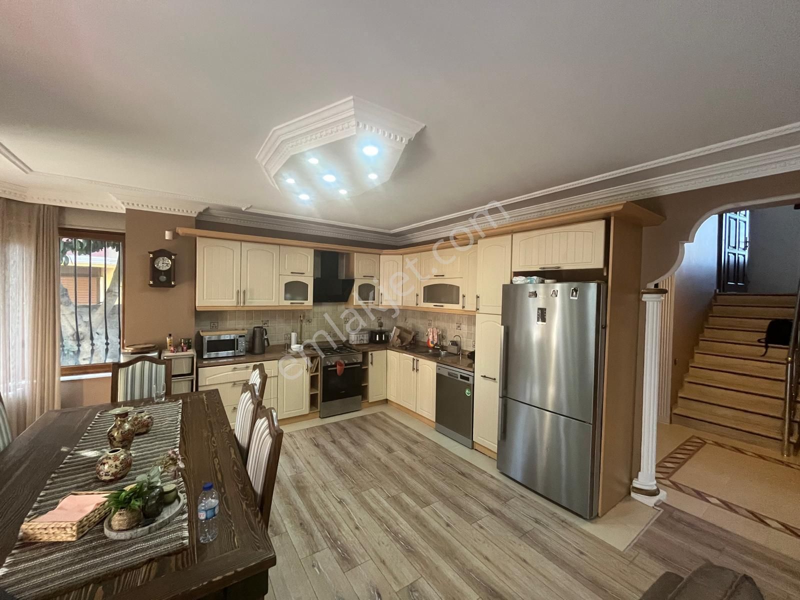 Büyükçekmece Fatih Mah 6+2 Satılık Villa - Görsel 3