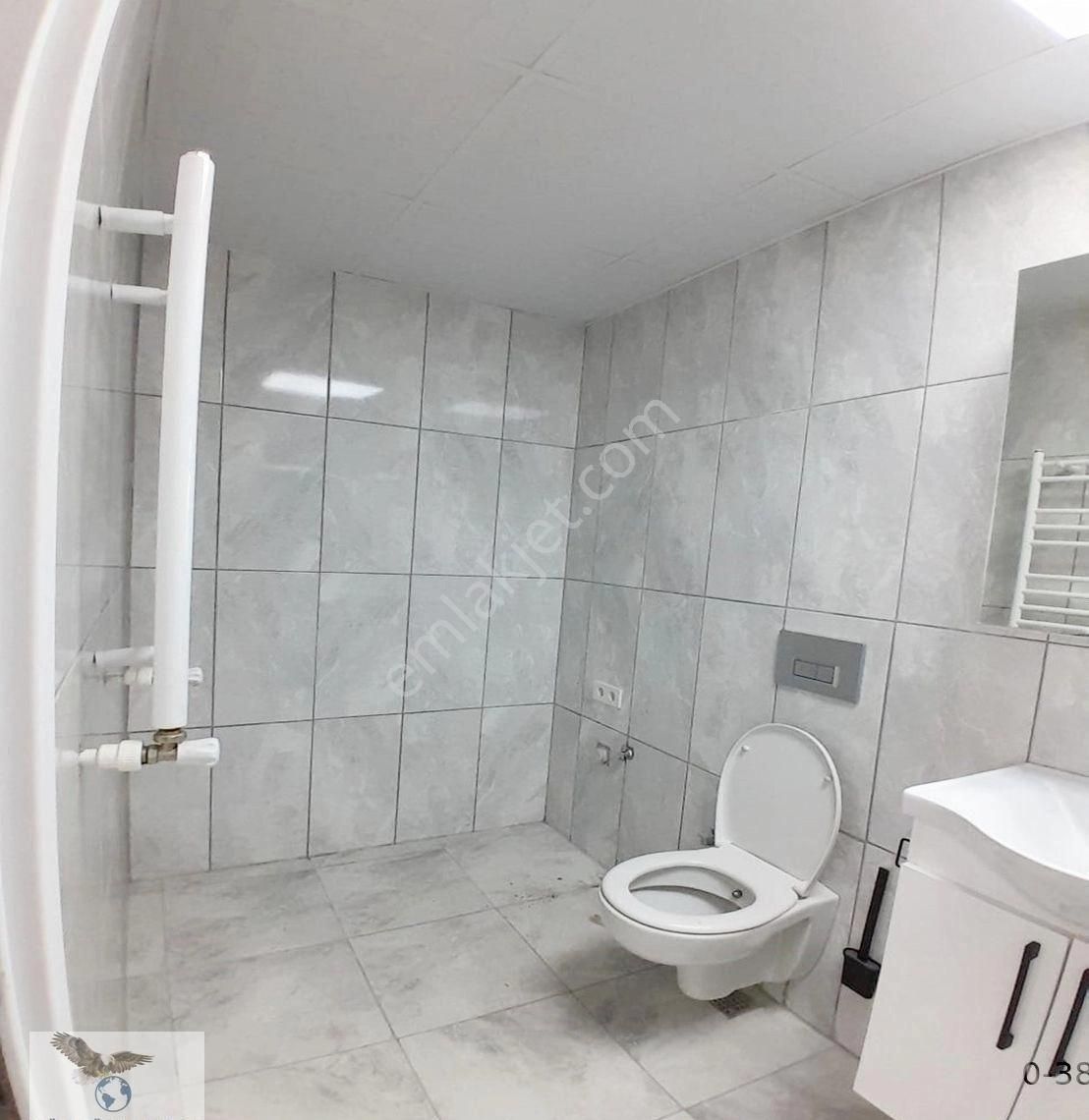 Avcılar D.köşklerde 1+1 Ayrı Mutfaklı 3 Yıllık Ara Kat Daire - Görsel 7