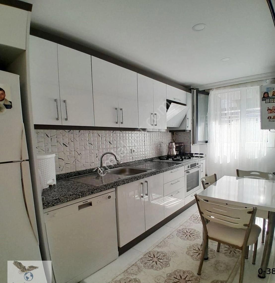 Avcılar Ambarlıda 1+1 Amerikan M.sıfır Geniş Bahçeli Daire