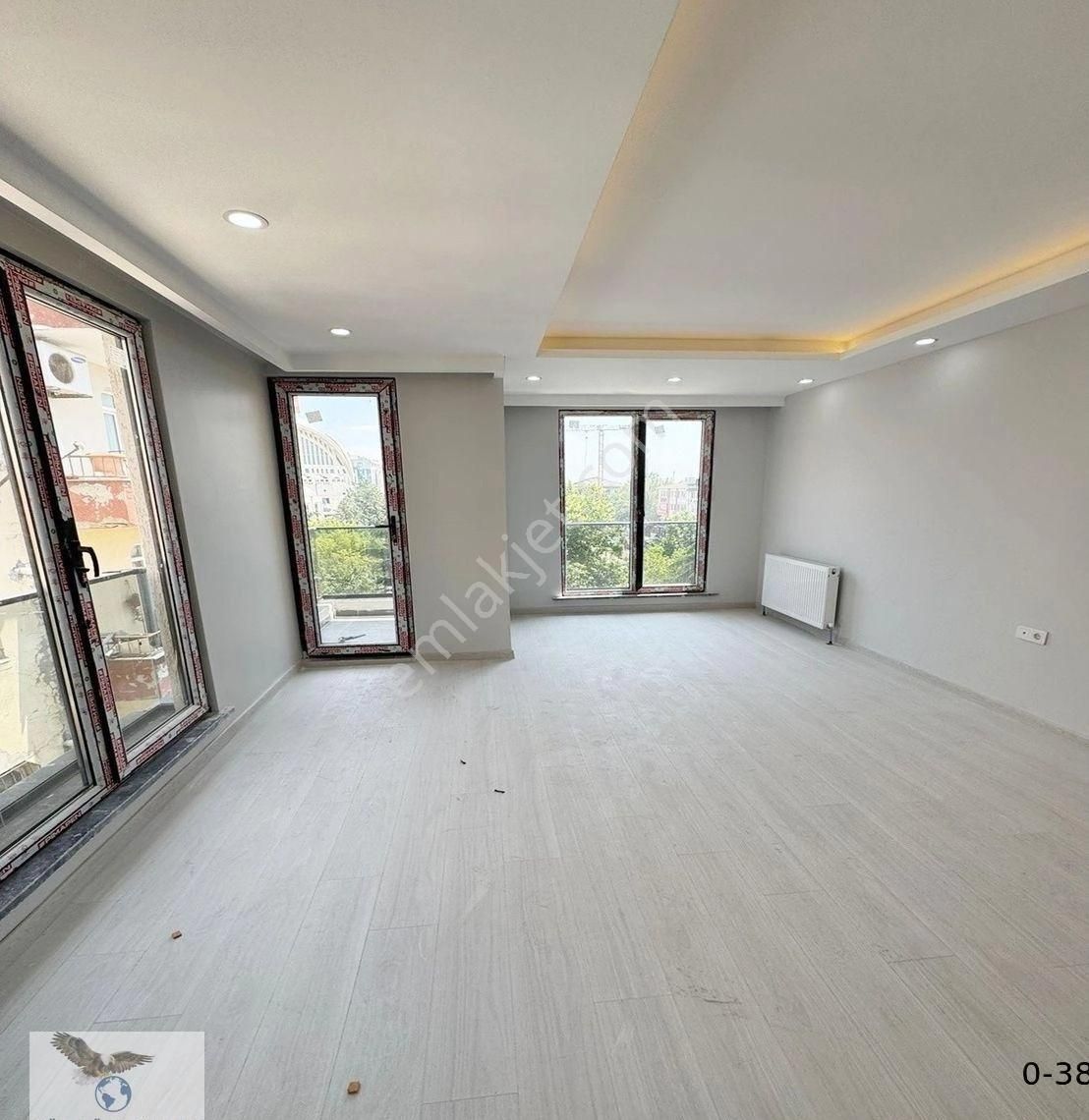 Avcılar Merkezde Sıfır 2+1 Kullanışlı Satılık Daire - Görsel 3