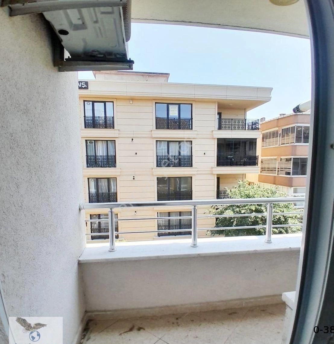 Avcılar Ambarlıda 2+1 Ön Cephe Ara Kat Satılık - Görsel 3