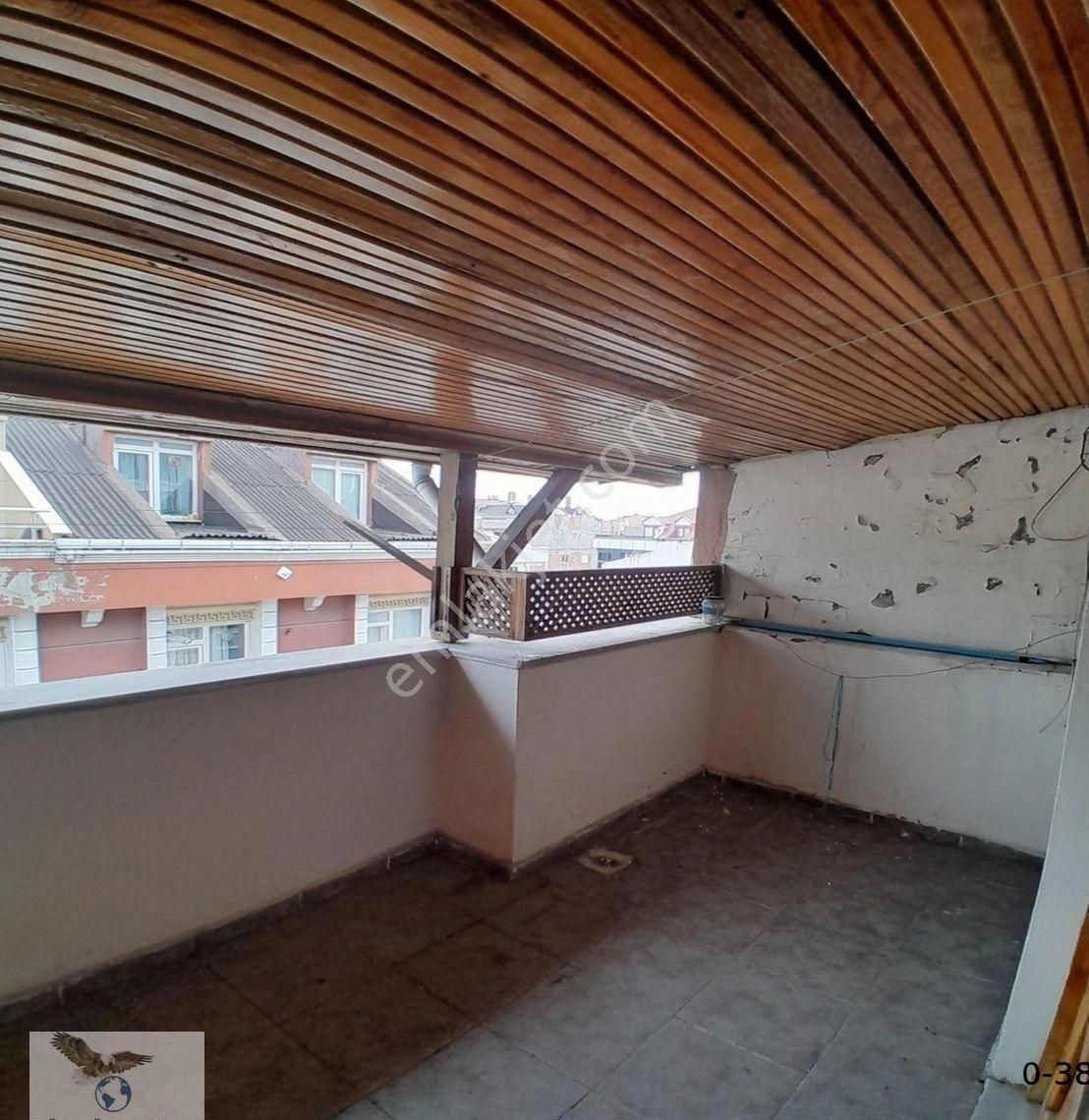 Avcılar Cihangirde Metrobüsün Dibinde 4+1 Kat Mülkiyetli Satılık Daire