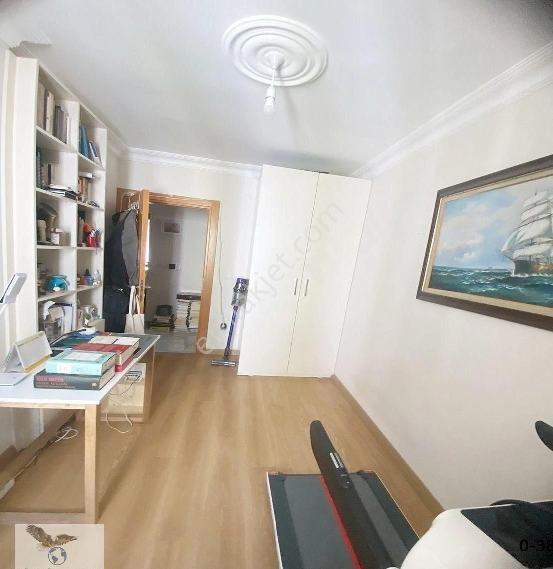 Avcılar D.köşklerde Tek Daire Üzerine 3+1 Asansörlü Ara Kat - Görsel 3