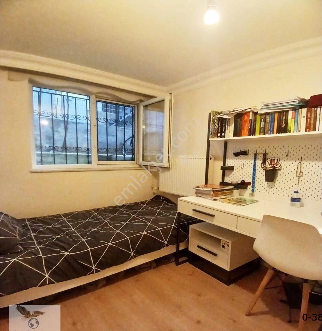 Avcılar Cihangirde Metrobüse Yakın 3+1 Ters Dublex Bahçe Katı Satılık - Görsel 2