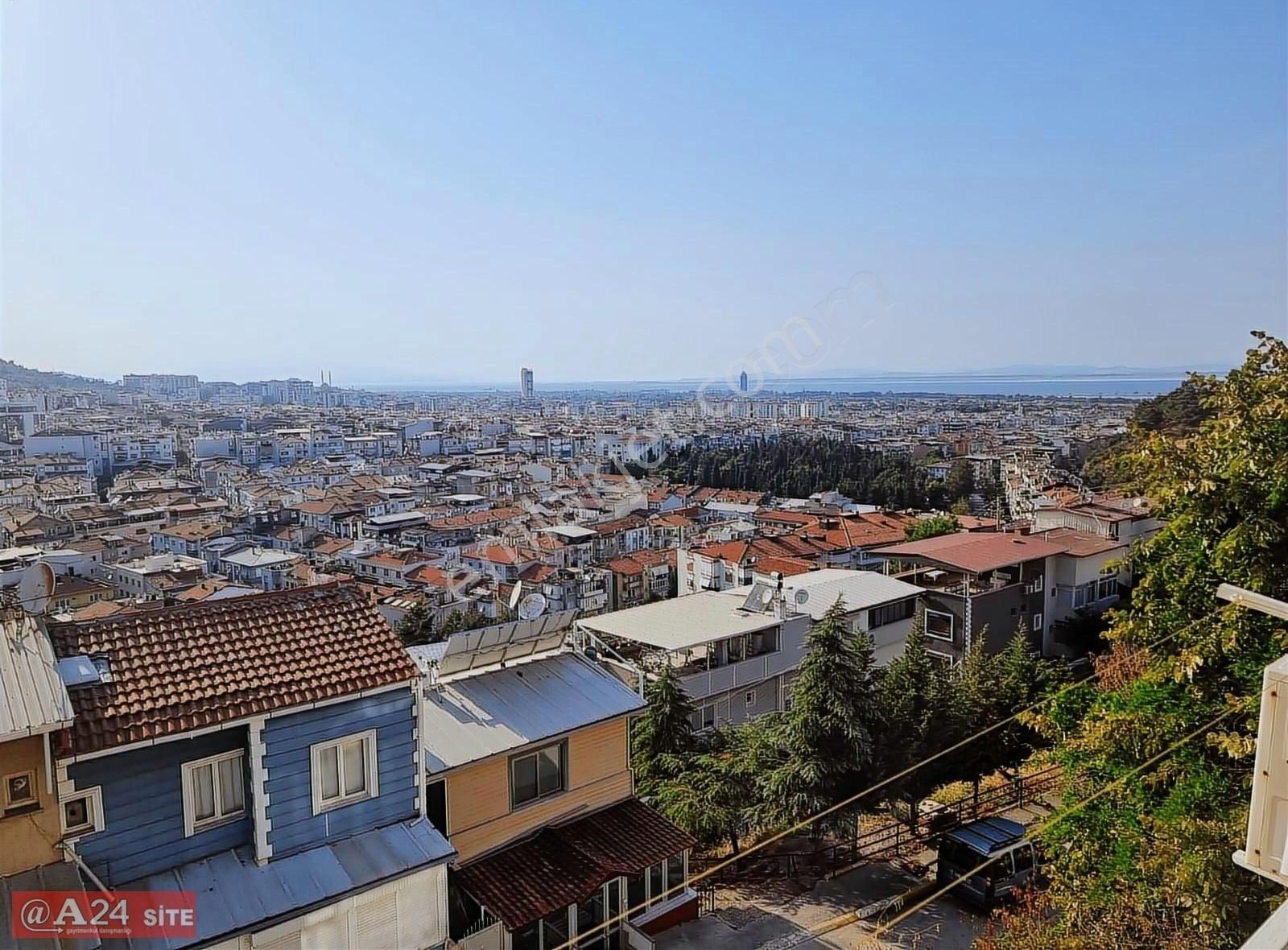 Eşyalı 1+1 Daire ; Müstakil Full Manzaralı İzmir Balçova