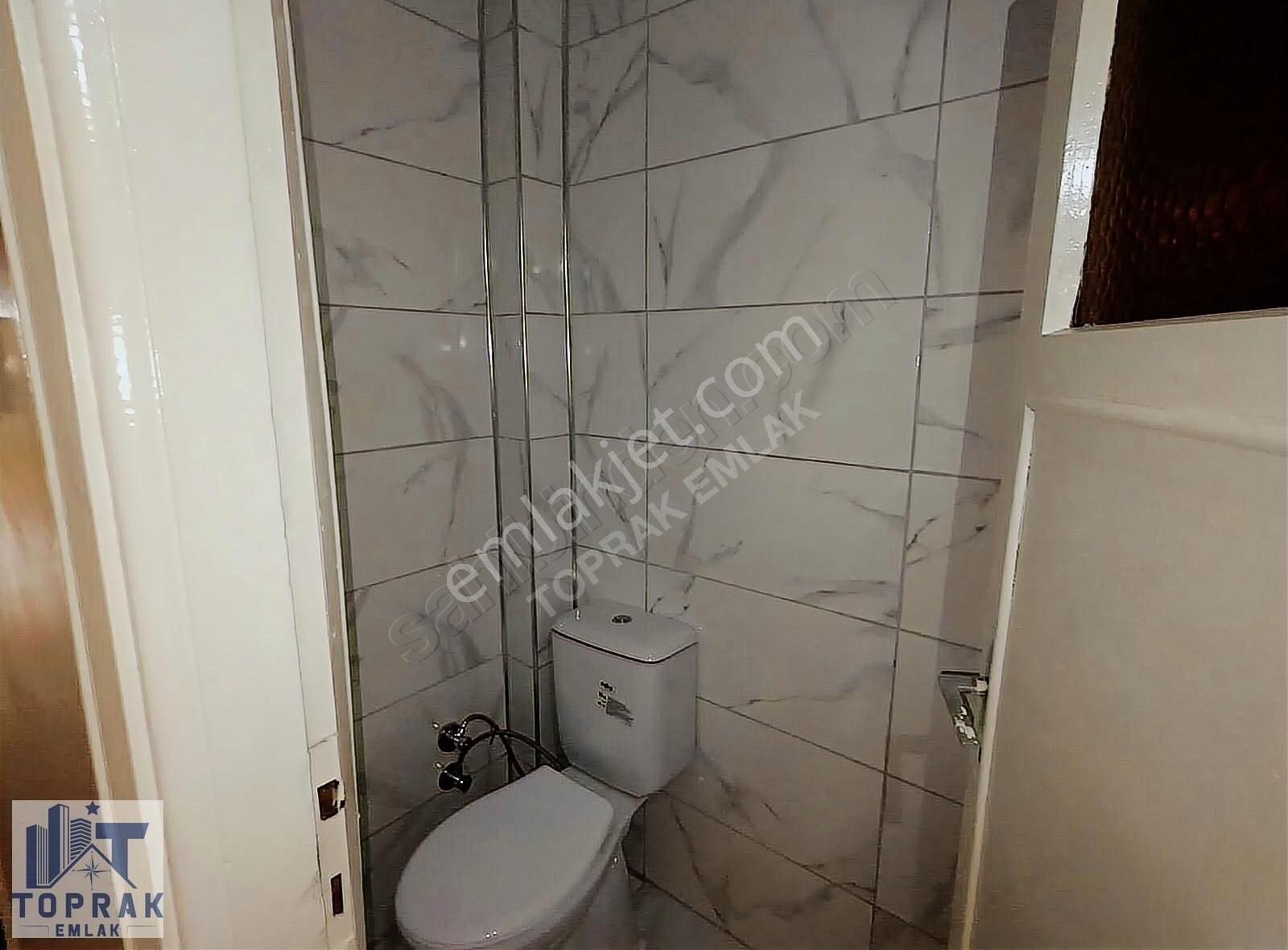 Toprak Emlak'tan Kurtuluş Mahallesinde 3+1 Kiralık Daire
