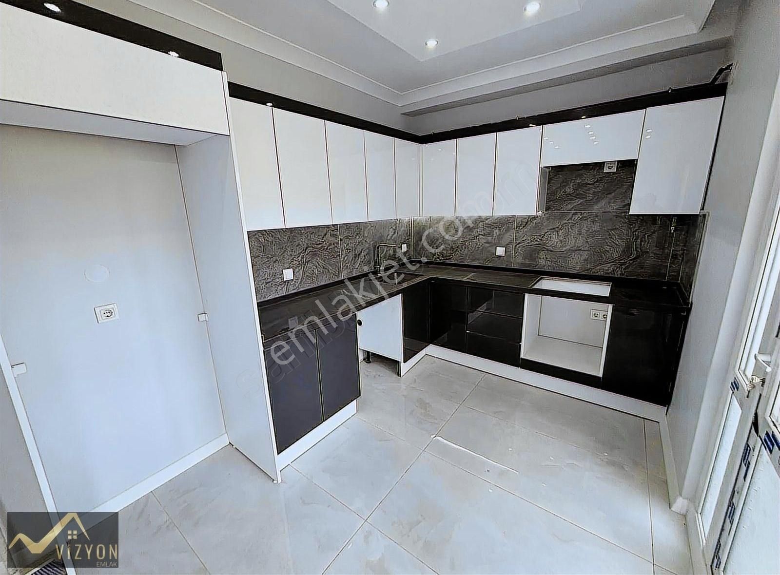 Bağlarbaşı'nda Lüks Ve Konforun Buluştuğu 4+1 Üst Dubleks Daire - Görsel 16