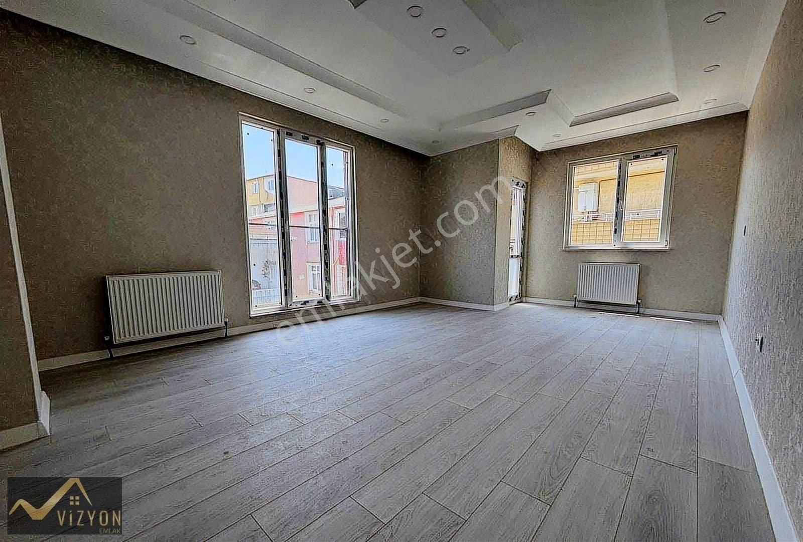 Bağlarbaşı'nda Lüks Ve Konforun Buluştuğu 4+1 Üst Dubleks Daire