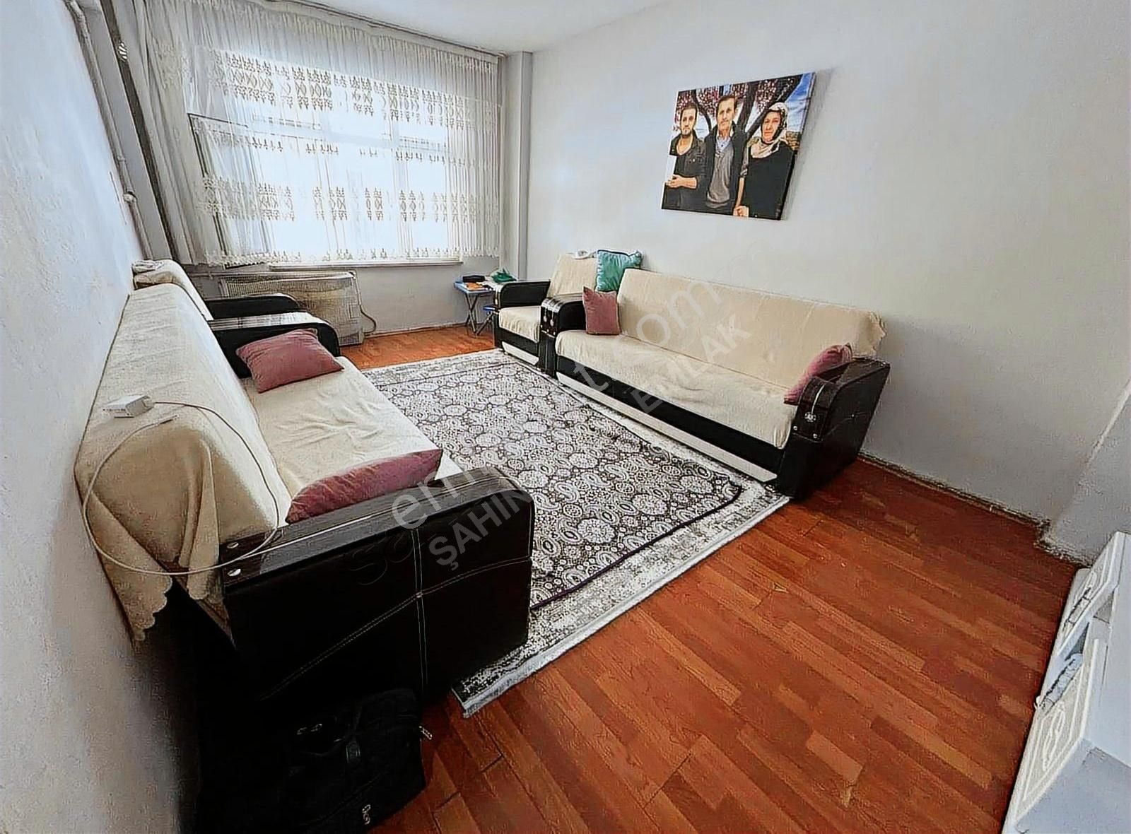 Şahin İnşaat..kazım Karabekir..1+1...y.giriş..75m2..merkezi