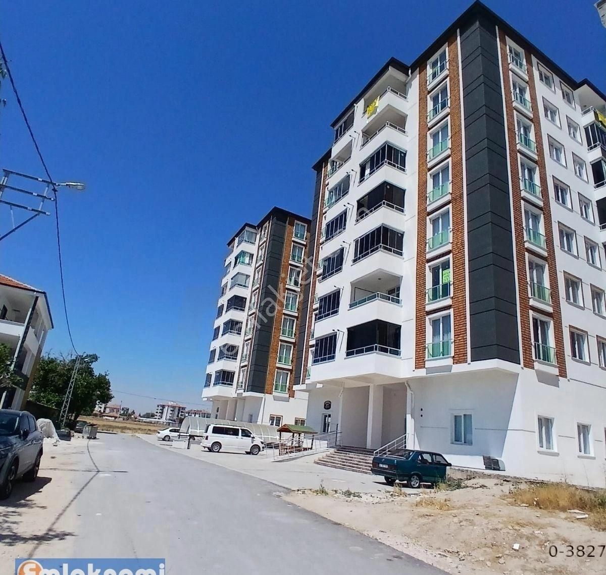 Emlaknomi'den Ziya Gökalp'de Satılık Sıfır 1+1 Daire